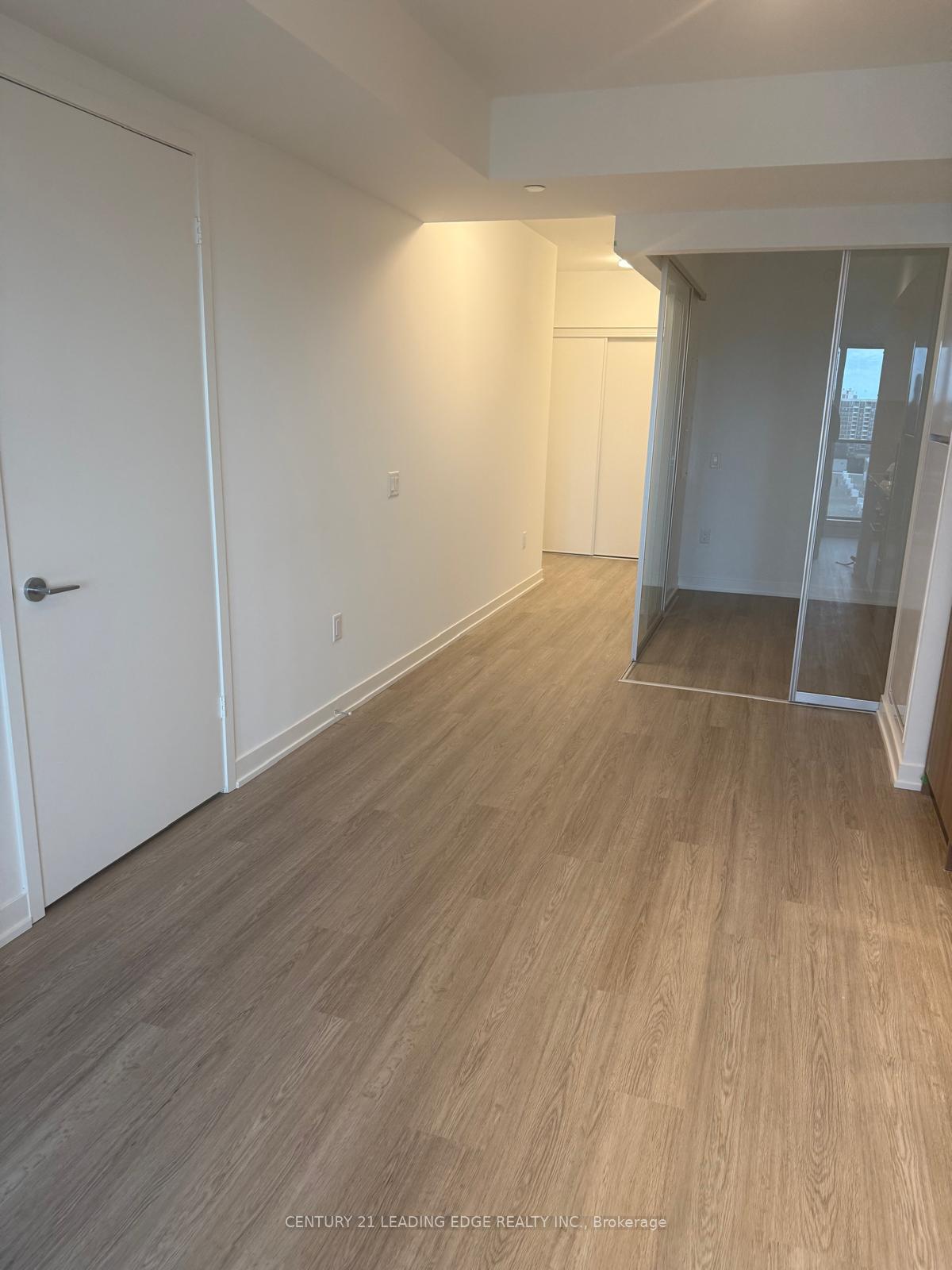 Photo 3 of Unit 1307, 15 David Solomon Drive, Toronto, Flemingdon Park — HOMEH