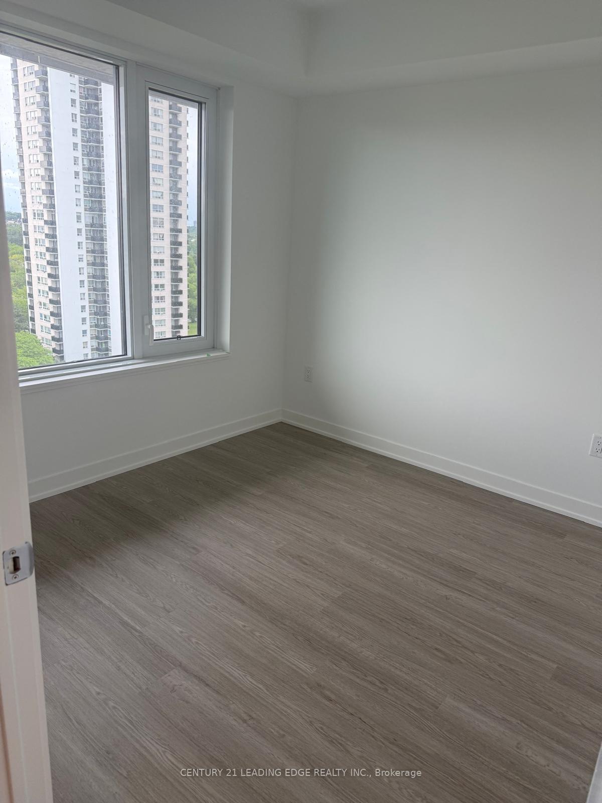Photo 5 of Unit 1307, 15 David Solomon Drive, Toronto, Flemingdon Park — HOMEH