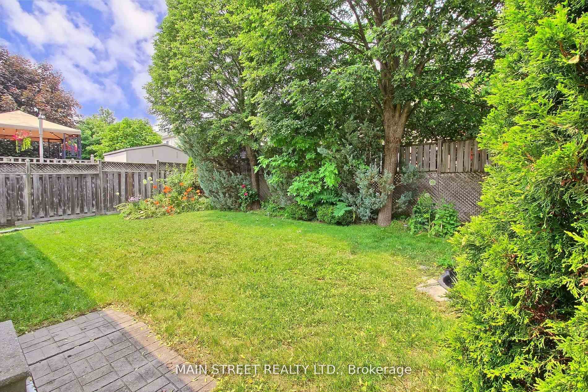 Photo 21 of 5 Brecken Drive, Georgina, Keswick South — HOMEH
