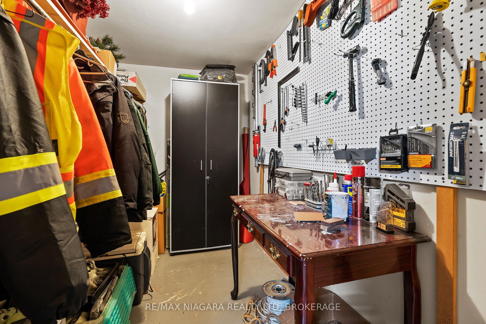 Photo 21 of 6186 Delta Drive, Niagara Falls, West Wood — HOMEH