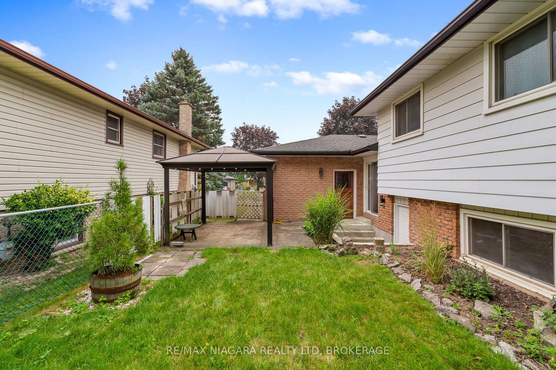 Photo 26 of 6186 Delta Drive, Niagara Falls, West Wood — HOMEH
