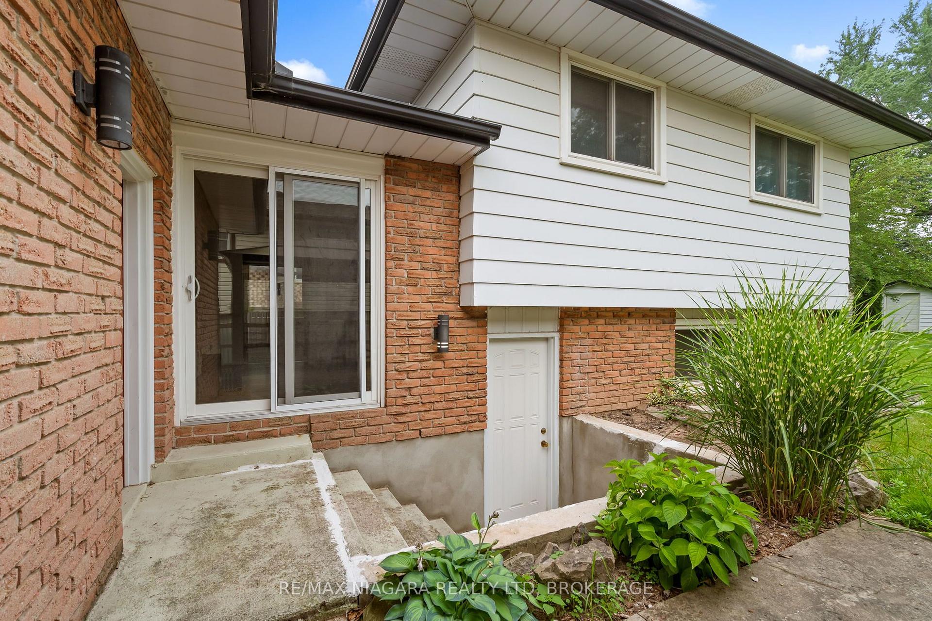 Photo 28 of 6186 Delta Drive, Niagara Falls, West Wood — HOMEH