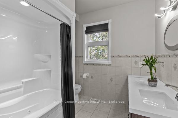 Photo 19 of 22 Bourgeois Beach Road, Tay, Victoria Harbour — HOMEH