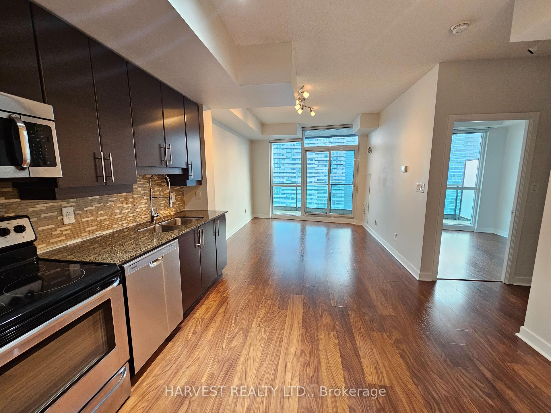 Photo 12 of Unit 4702, 33 Bay Street, Toronto, Waterfront Communities — HOMEH