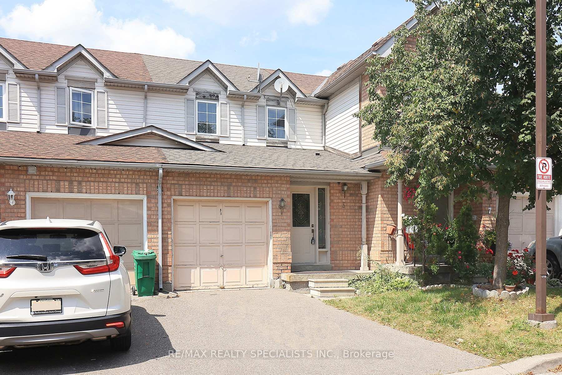 Photo 1 of Unit 5, 35 Malta Avenue, Brampton, Fletcher's Creek South — HOMEH