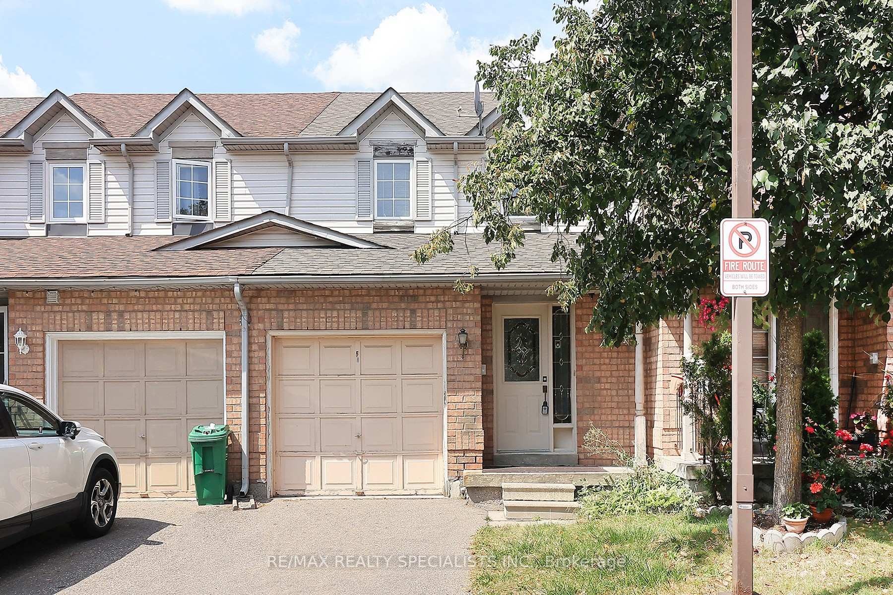 Photo 2 of Unit 5, 35 Malta Avenue, Brampton, Fletcher's Creek South — HOMEH