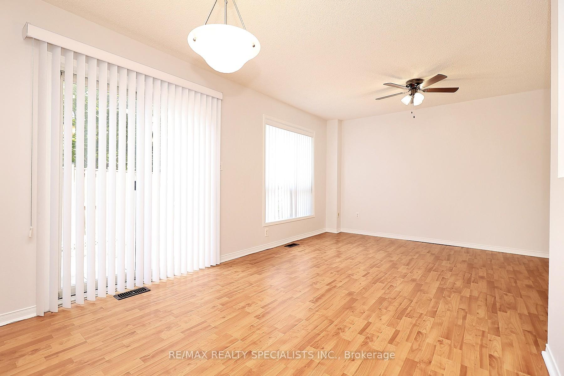 Photo 9 of Unit 5, 35 Malta Avenue, Brampton, Fletcher's Creek South — HOMEH