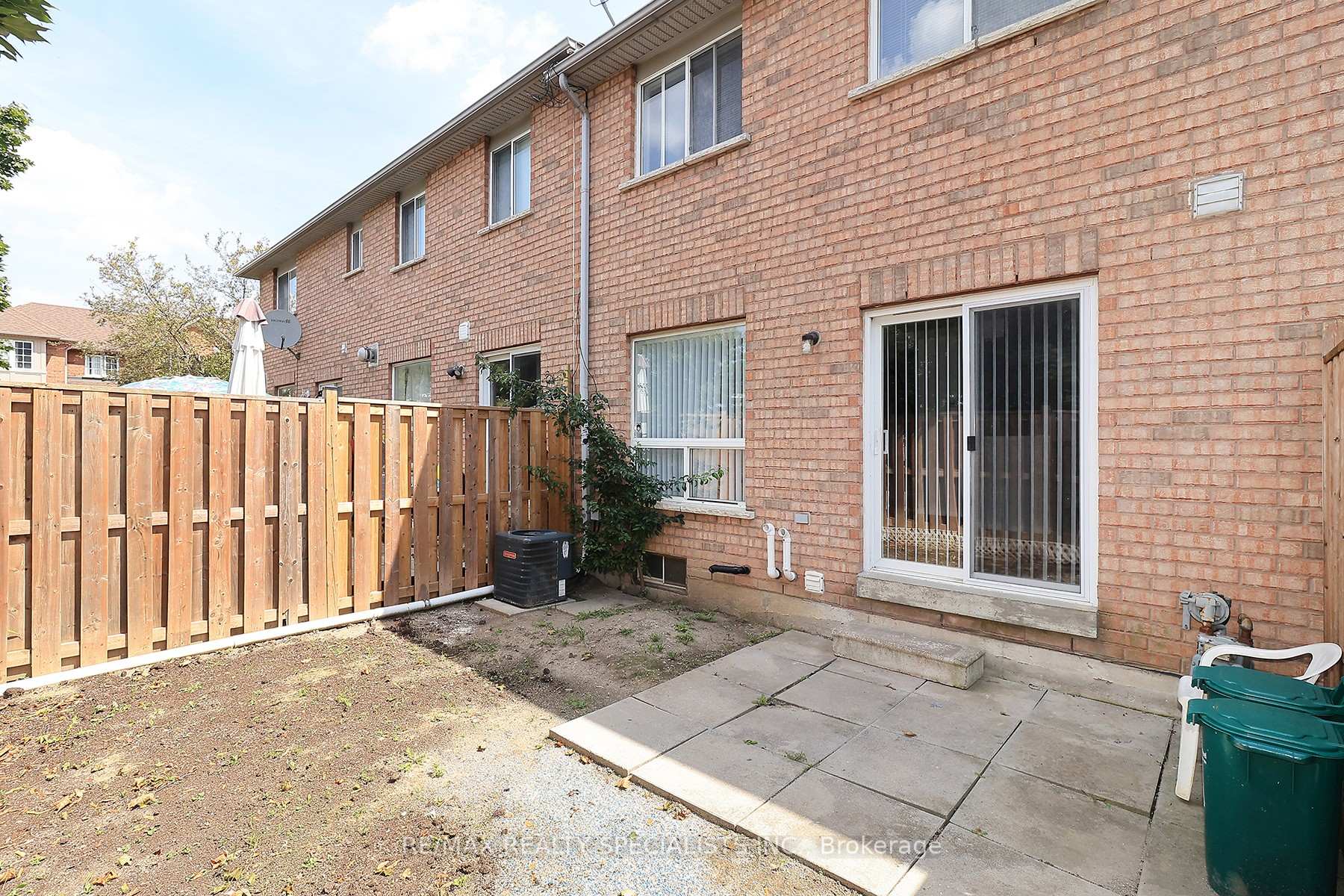 Photo 23 of Unit 5, 35 Malta Avenue, Brampton, Fletcher's Creek South — HOMEH