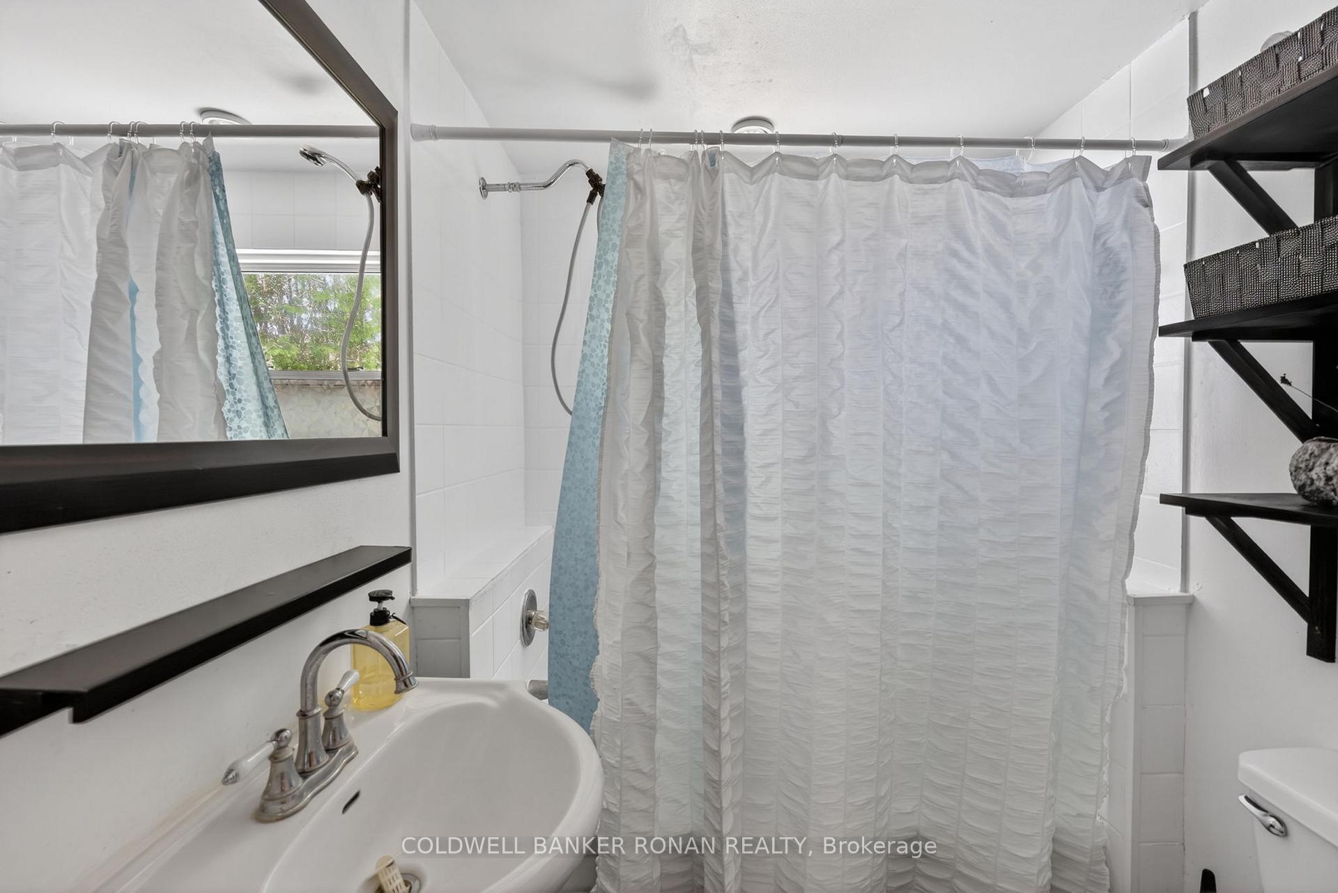 Photo 18 of 246 Weir Street, Clearview, Stayner — HOMEH