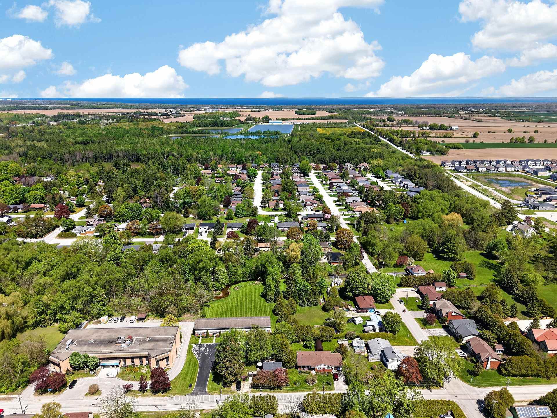 Photo 35 of 246 Weir Street, Clearview, Stayner — HOMEH