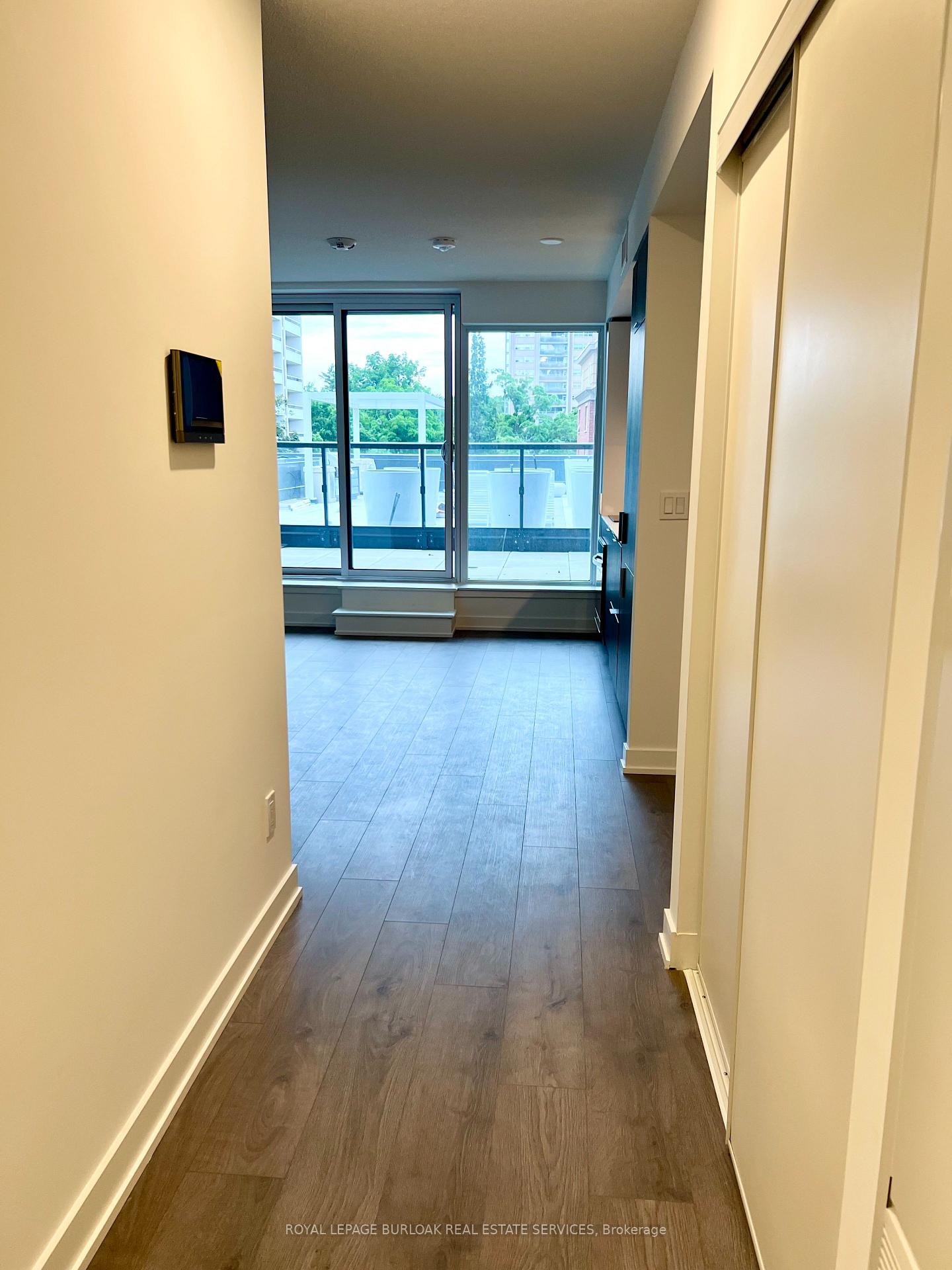 Photo 9 of Unit 212, 370 Martha Street, Burlington, Brant — HOMEH