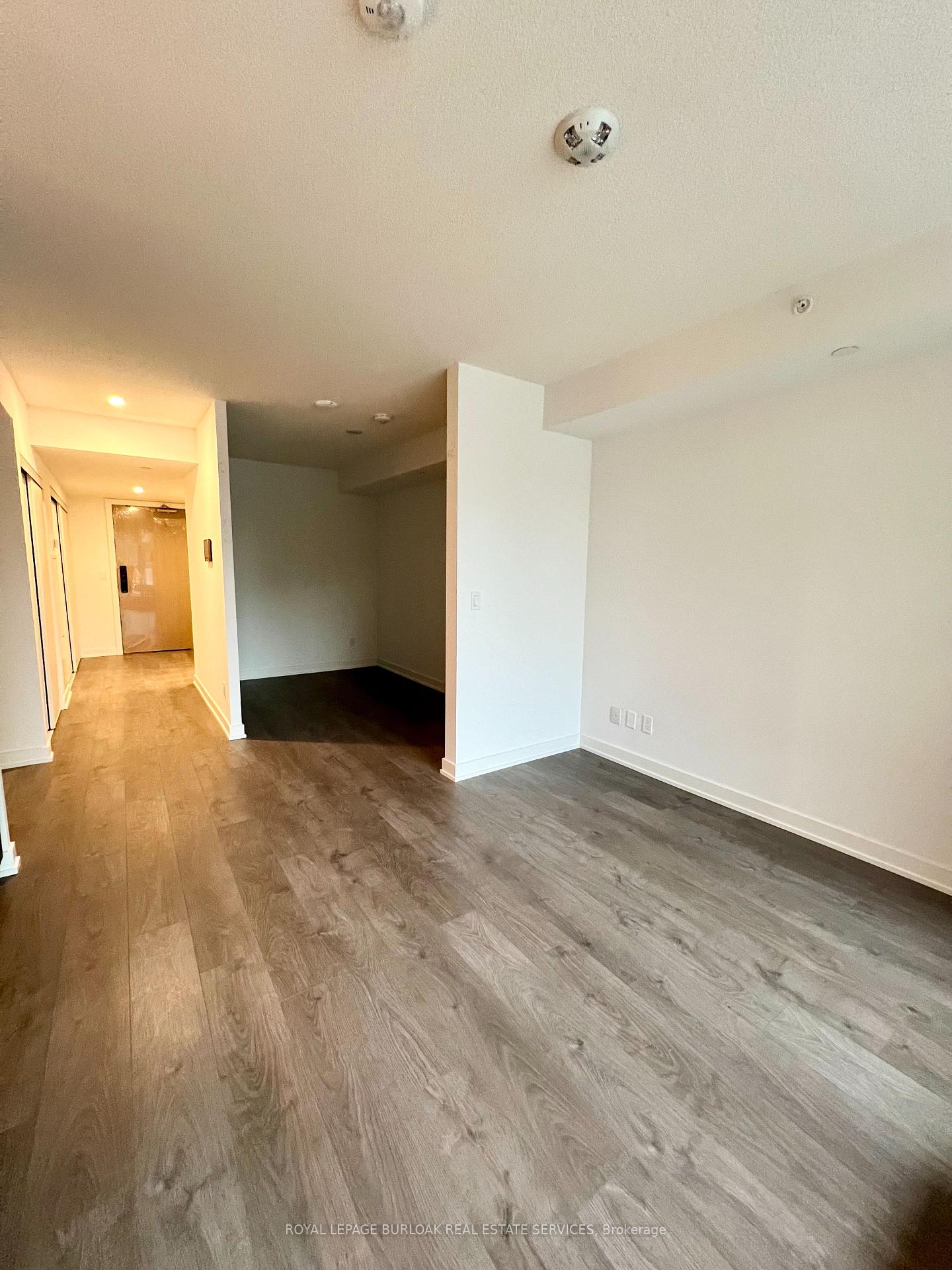 Photo 10 of Unit 212, 370 Martha Street, Burlington, Brant — HOMEH