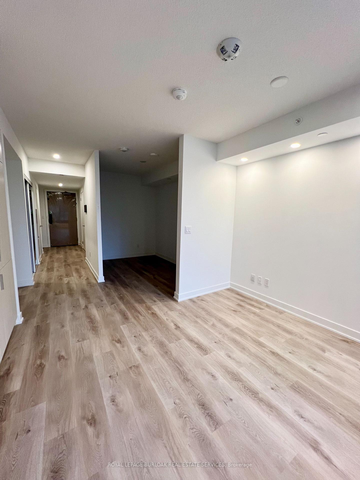 Photo 16 of Unit 212, 370 Martha Street, Burlington, Brant — HOMEH