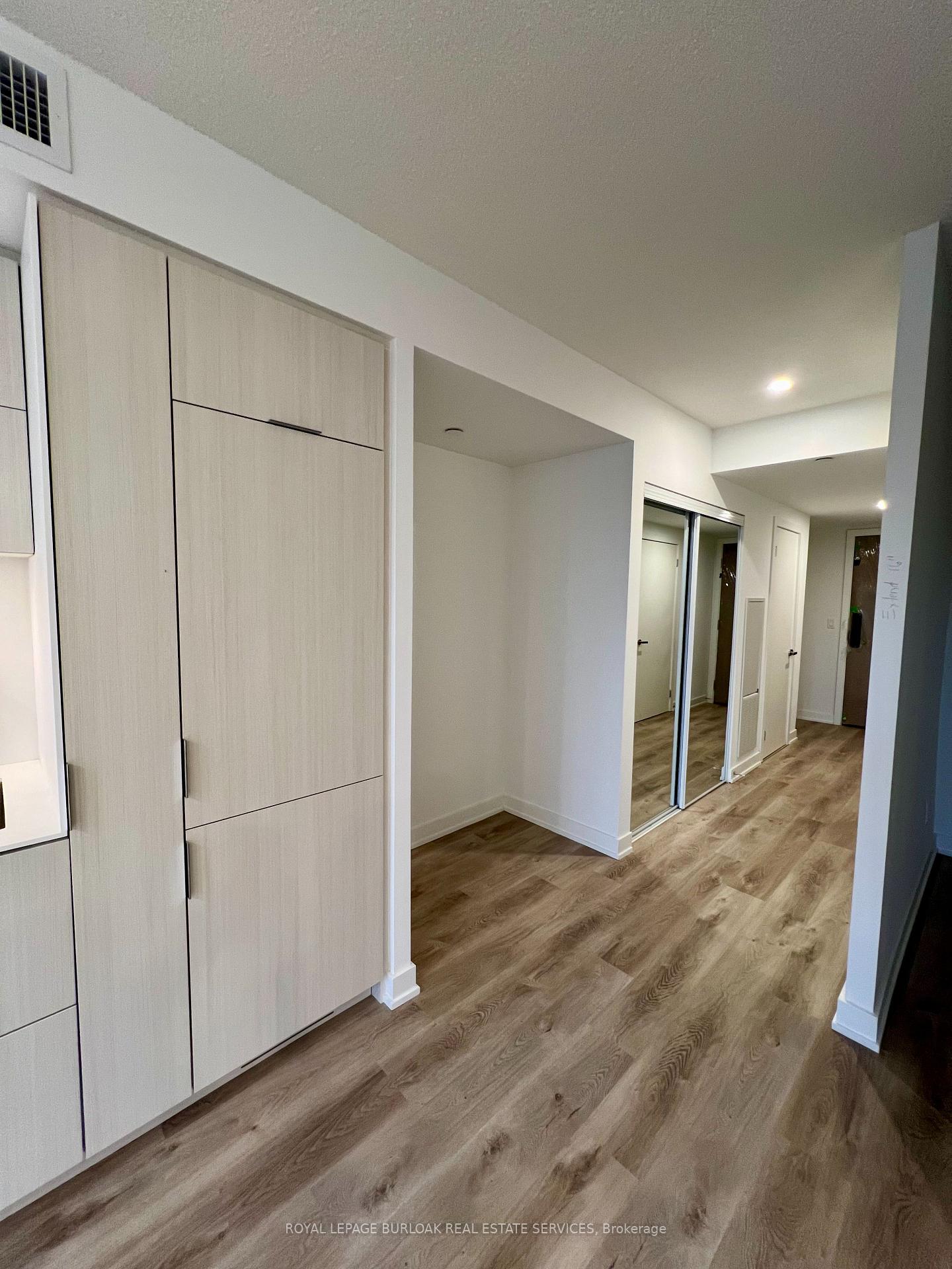 Photo 20 of Unit 212, 370 Martha Street, Burlington, Brant — HOMEH