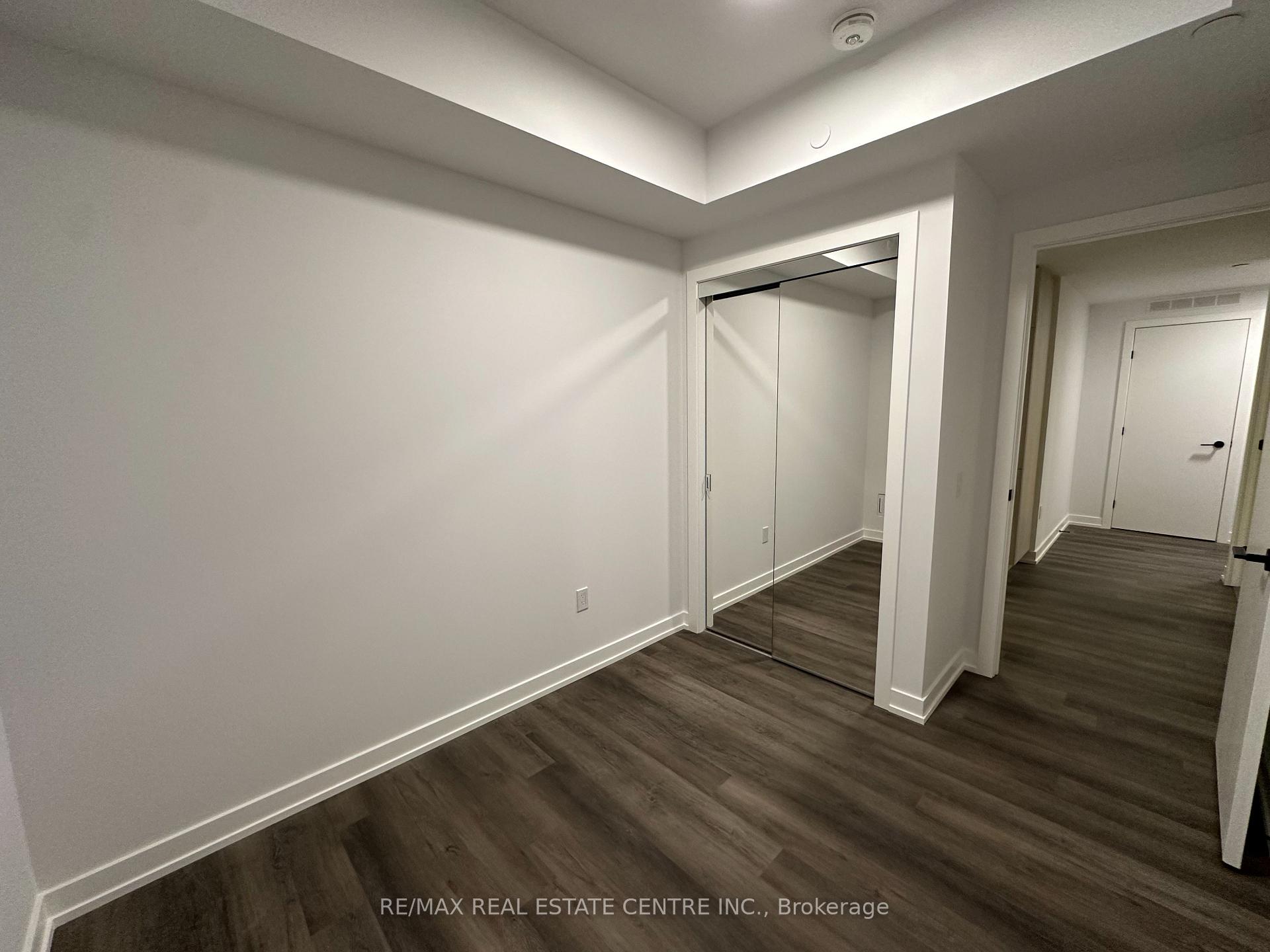 Photo 17 of Unit 409, 21 Meadowdale Road, Vaughan, Vaughan Corporate Centre — HOMEH