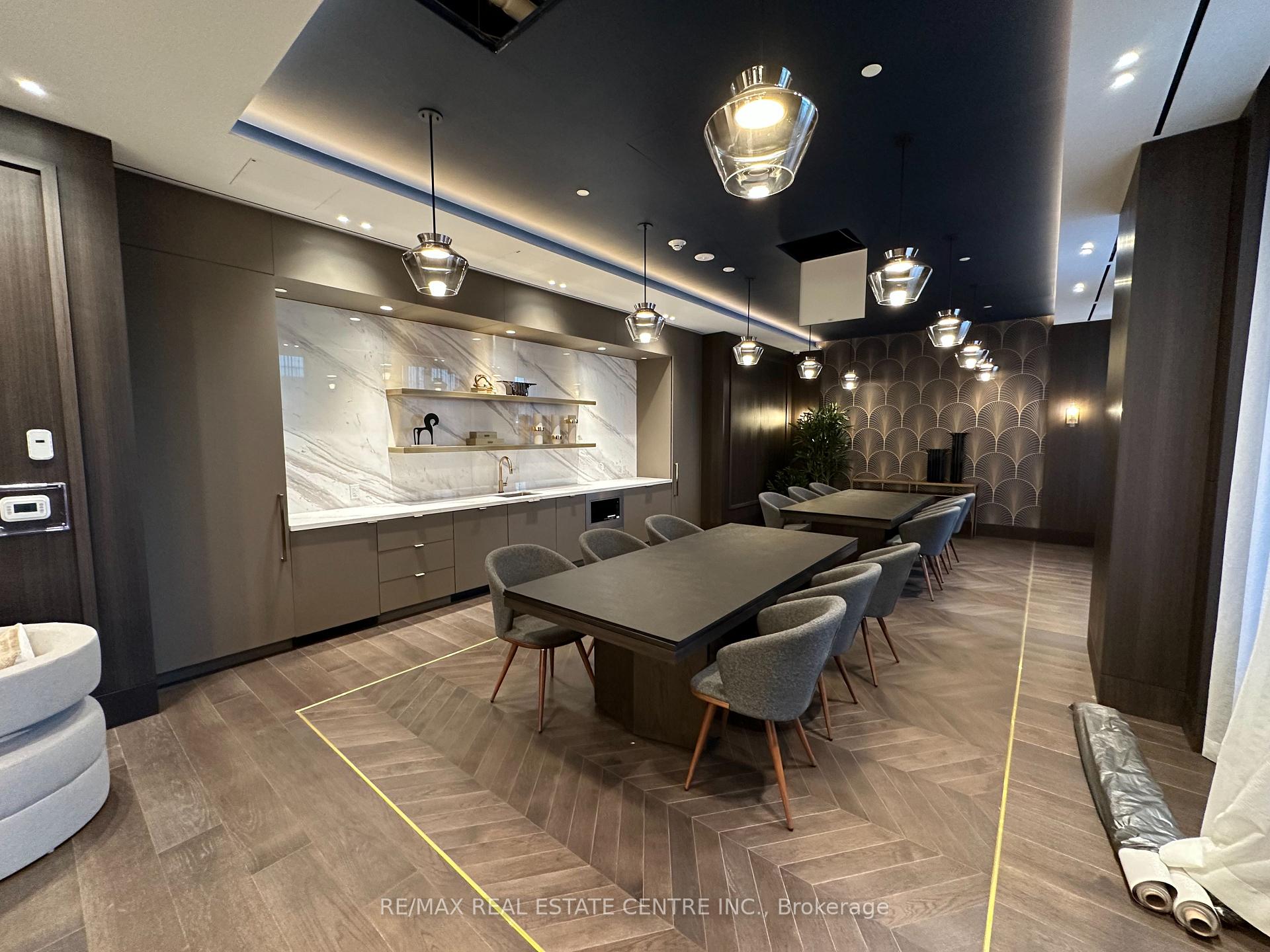 Photo 23 of Unit 409, 21 Meadowdale Road, Vaughan, Vaughan Corporate Centre — HOMEH