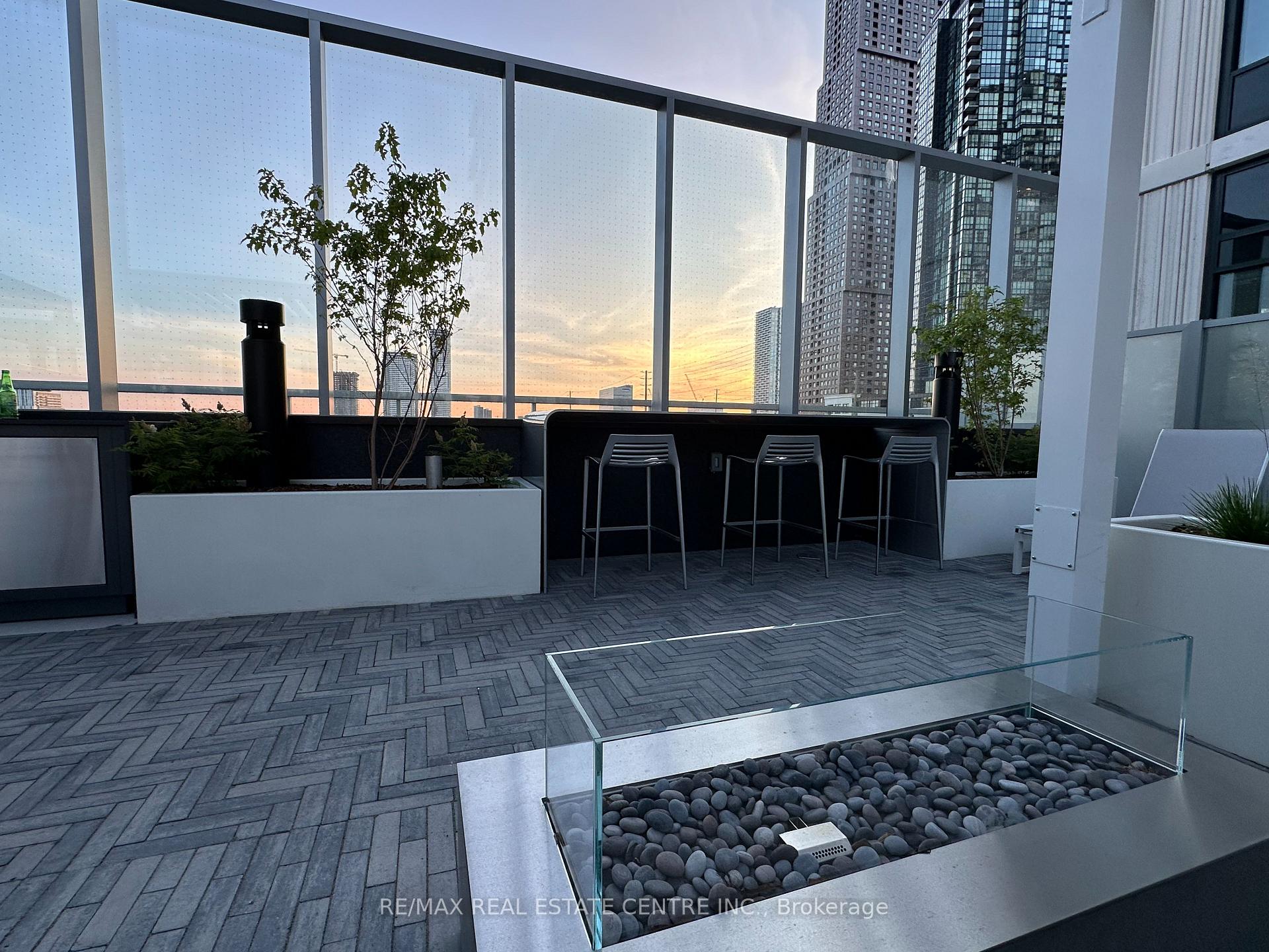 Photo 29 of Unit 409, 21 Meadowdale Road, Vaughan, Vaughan Corporate Centre — HOMEH