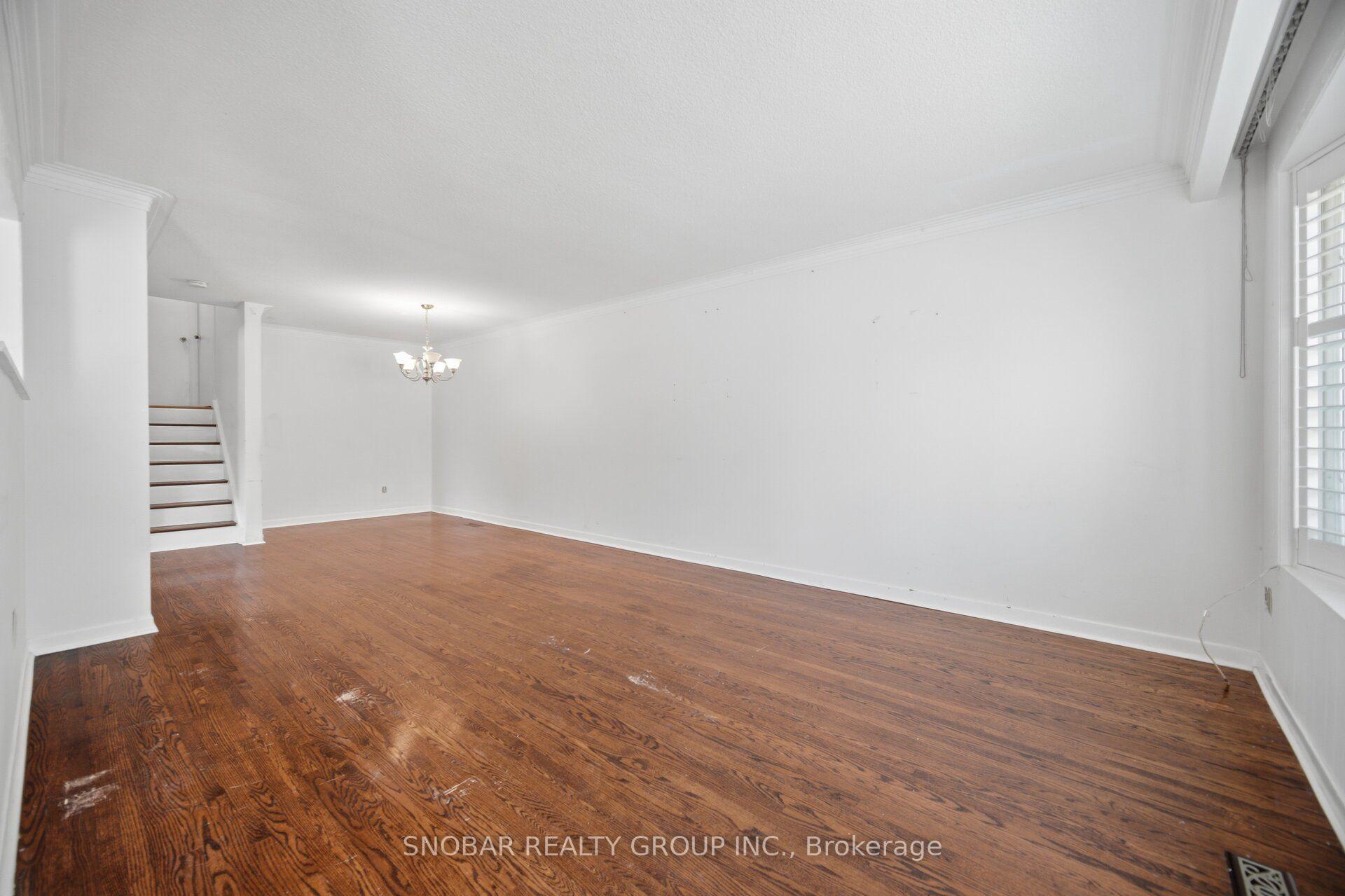 Photo 8 of 1228 Shamir Crescent, Mississauga, Erindale — HOMEH