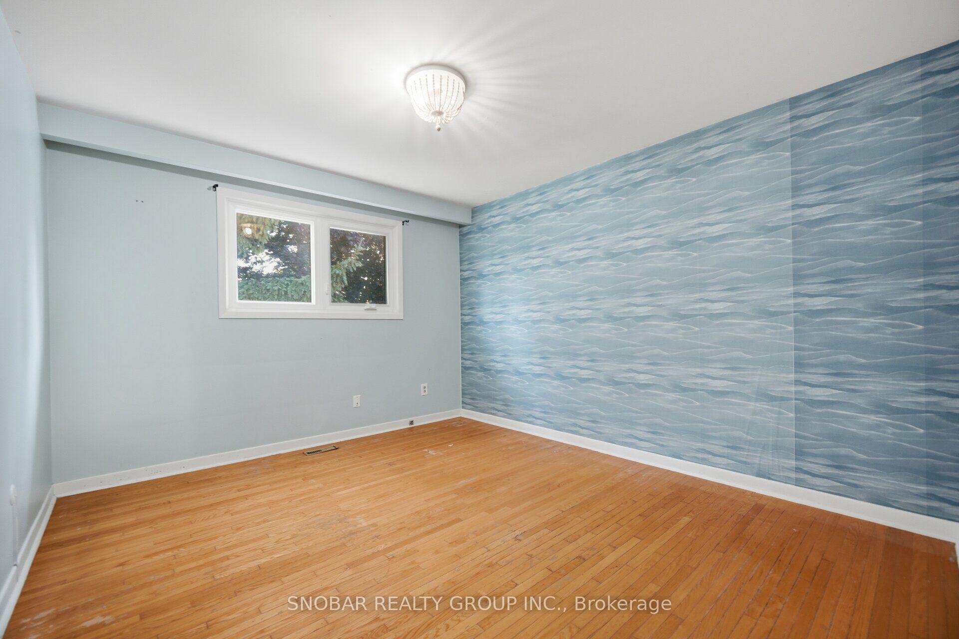 Photo 15 of 1228 Shamir Crescent, Mississauga, Erindale — HOMEH
