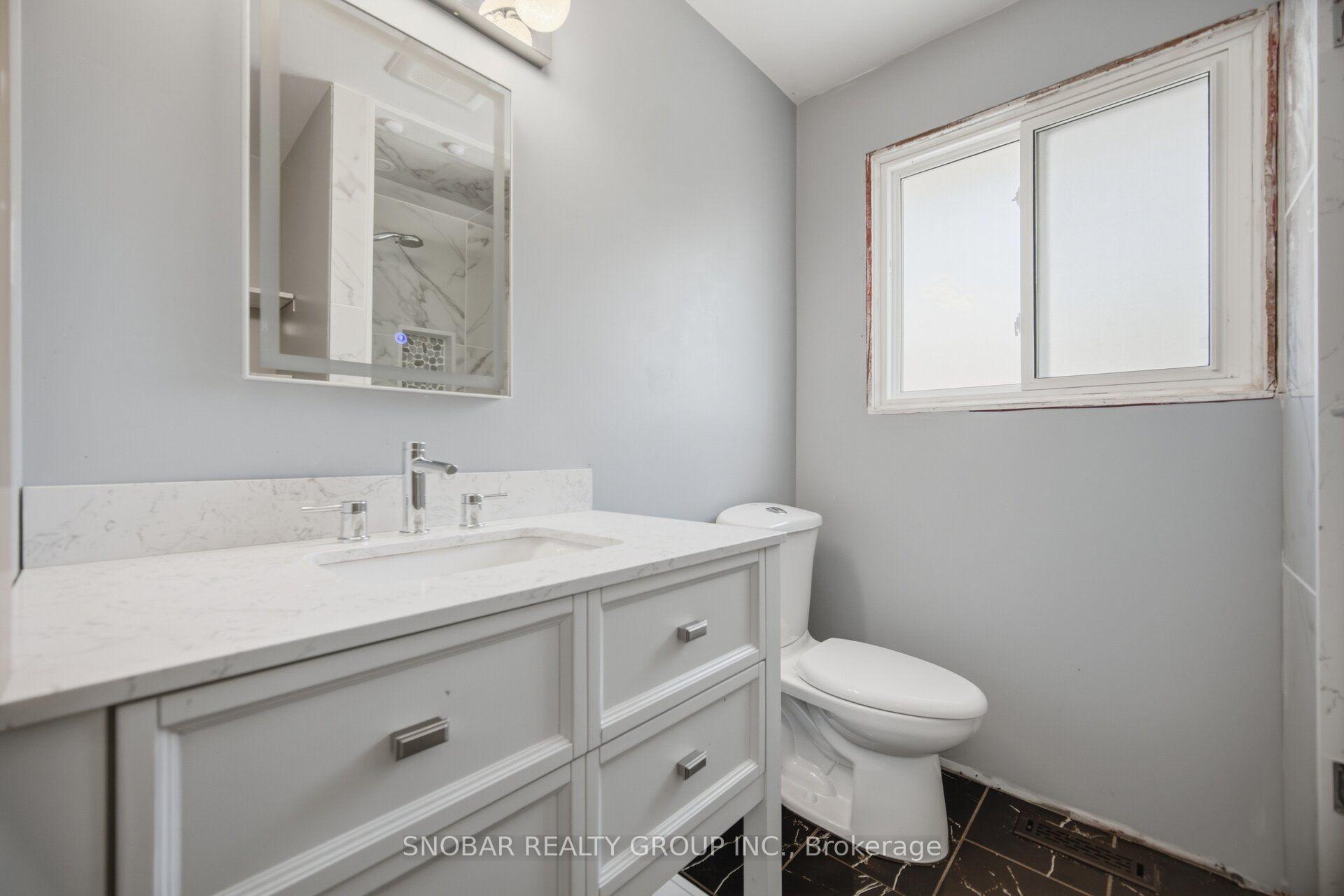Photo 17 of 1228 Shamir Crescent, Mississauga, Erindale — HOMEH