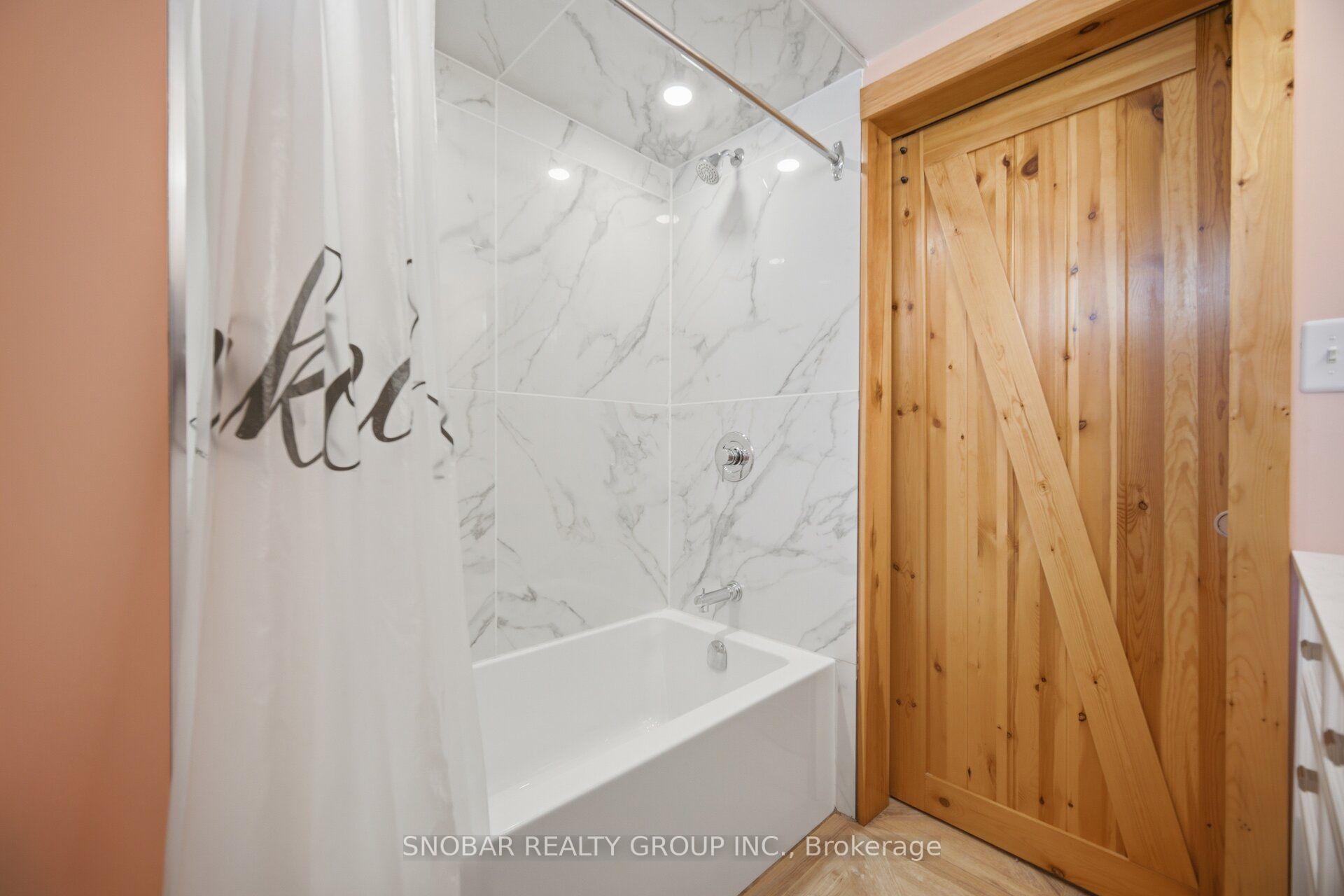 Photo 22 of 1228 Shamir Crescent, Mississauga, Erindale — HOMEH