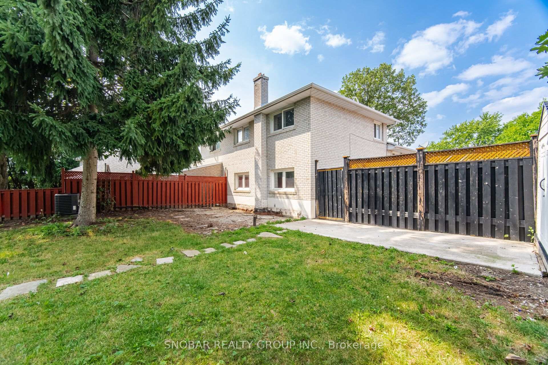 Photo 31 of 1228 Shamir Crescent, Mississauga, Erindale — HOMEH