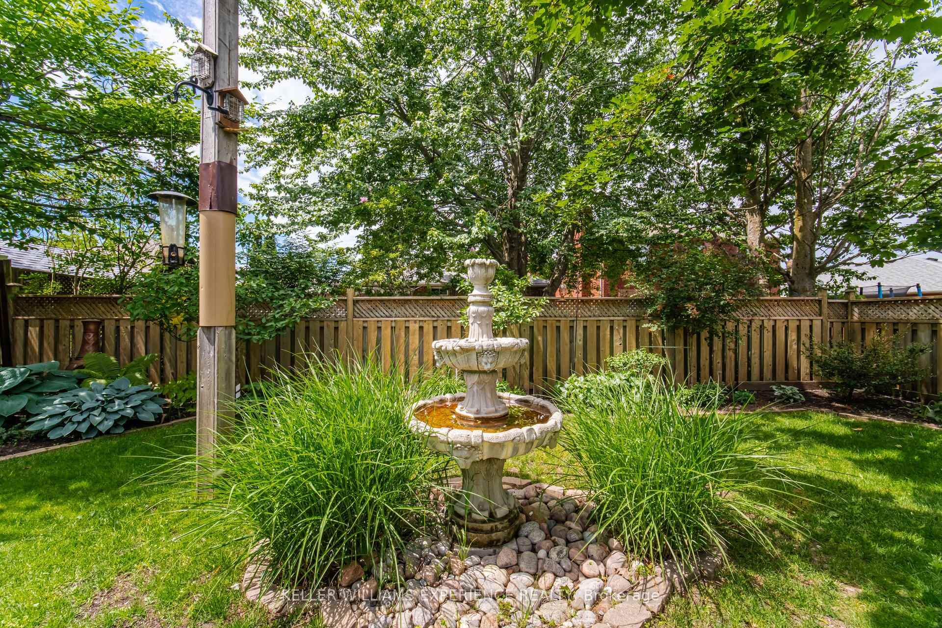 Photo 45 of 526 Leacock Drive, Barrie, Northwest — HOMEH