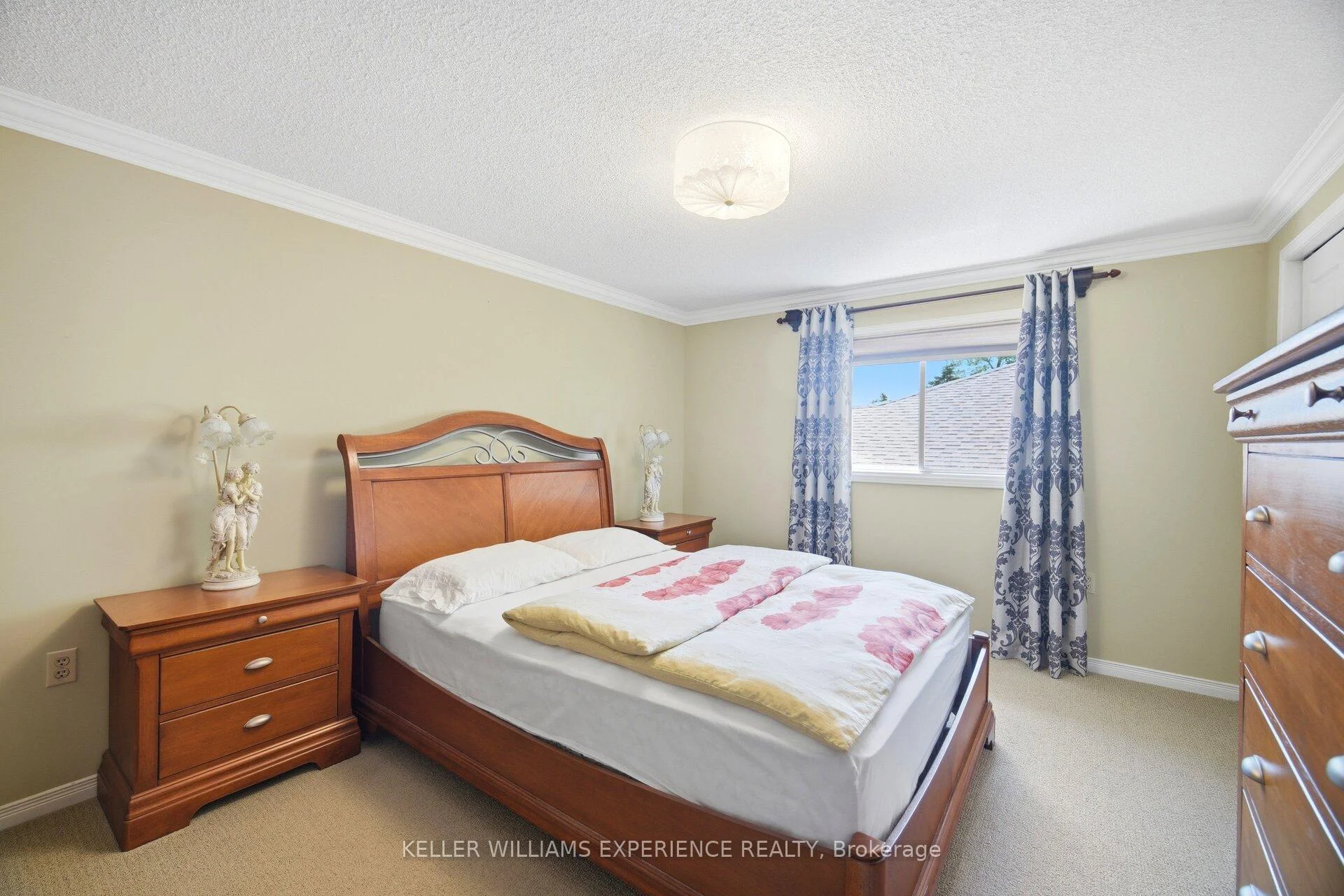 Photo 19 of 526 Leacock Drive, Barrie, Northwest — HOMEH