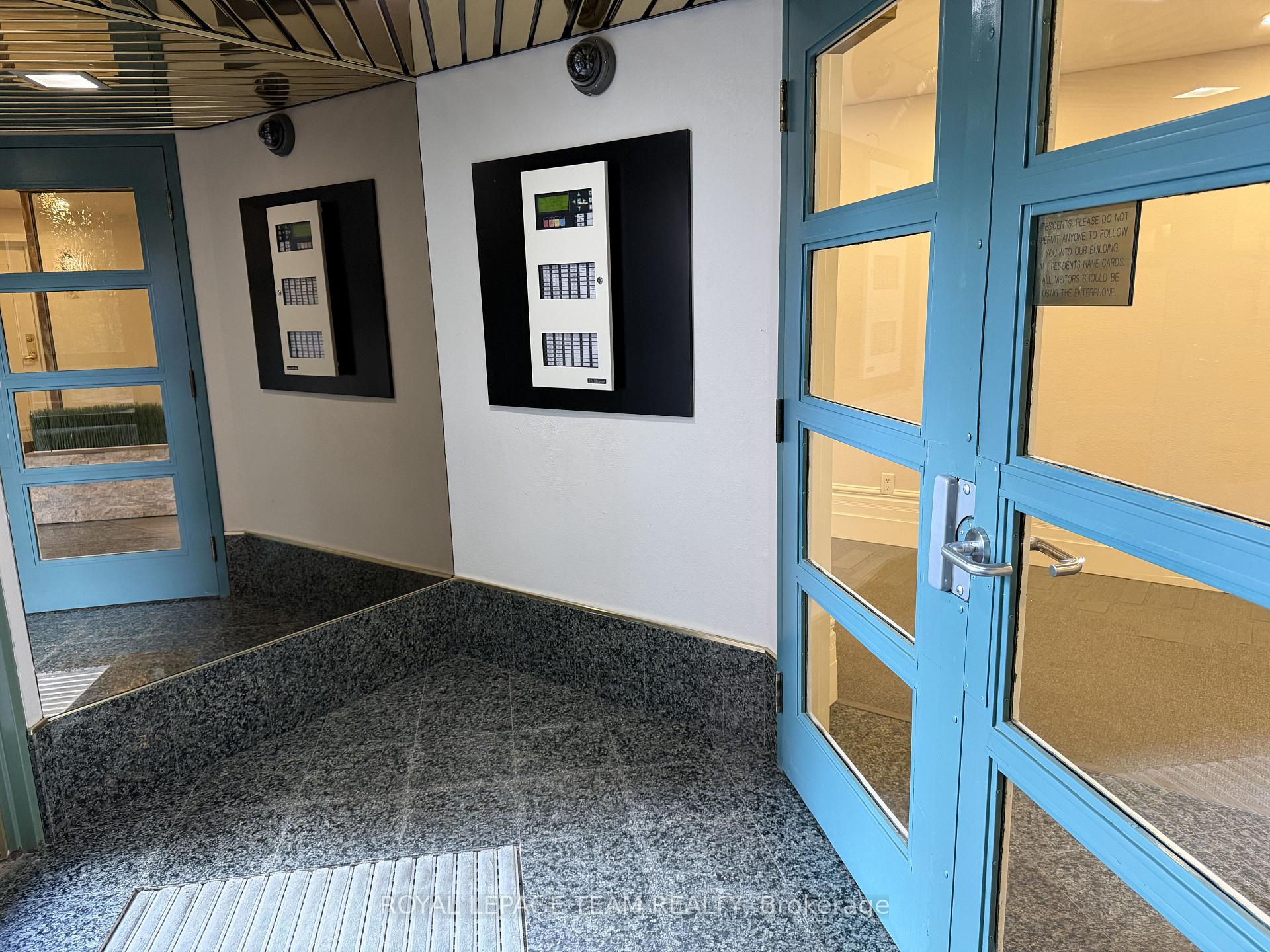 Photo 2 of Unit 102, 550 Cambridge Street S, Ottawa, West Centre Town — HOMEH