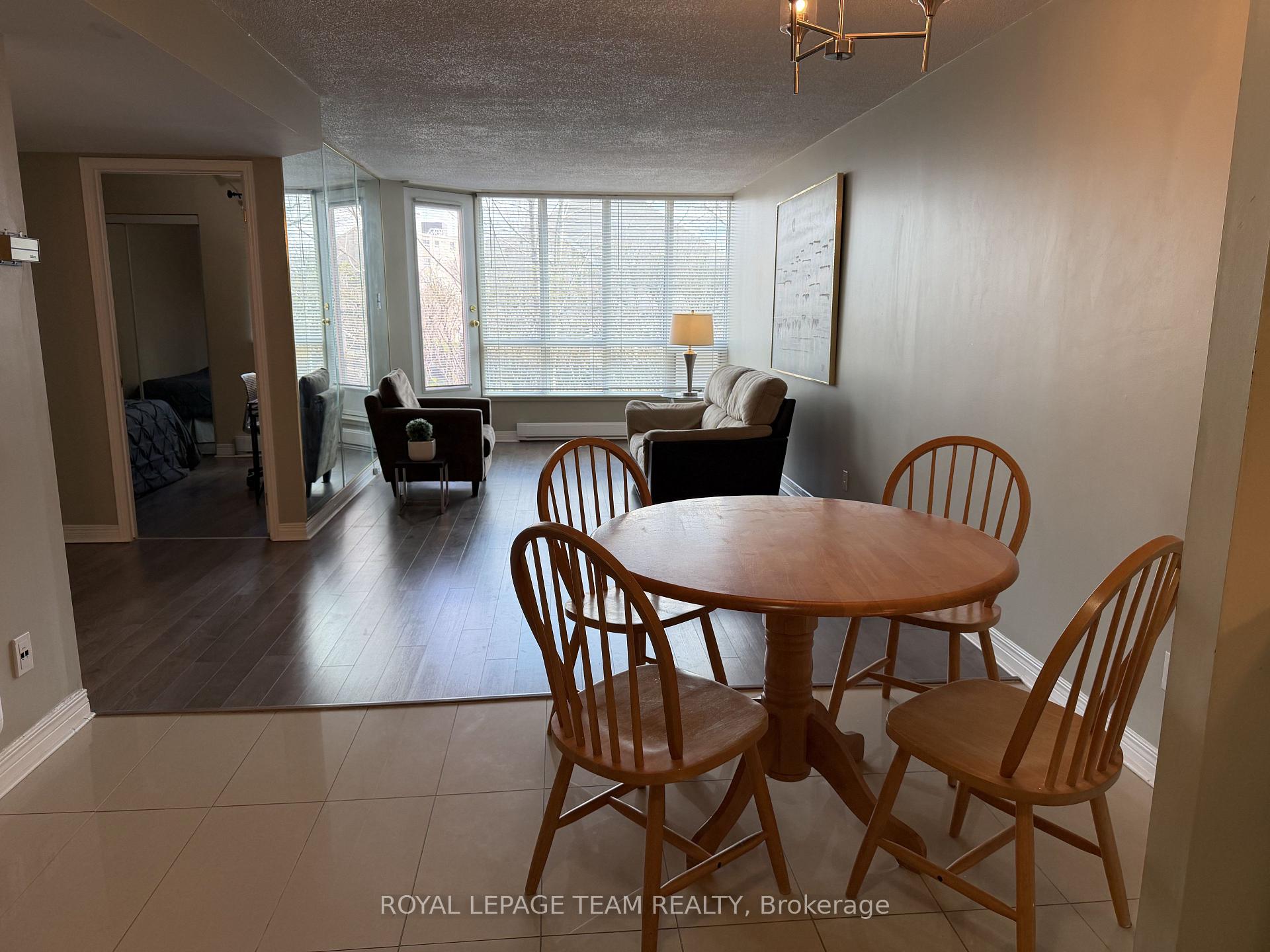 Photo 8 of Unit 102, 550 Cambridge Street S, Ottawa, West Centre Town — HOMEH