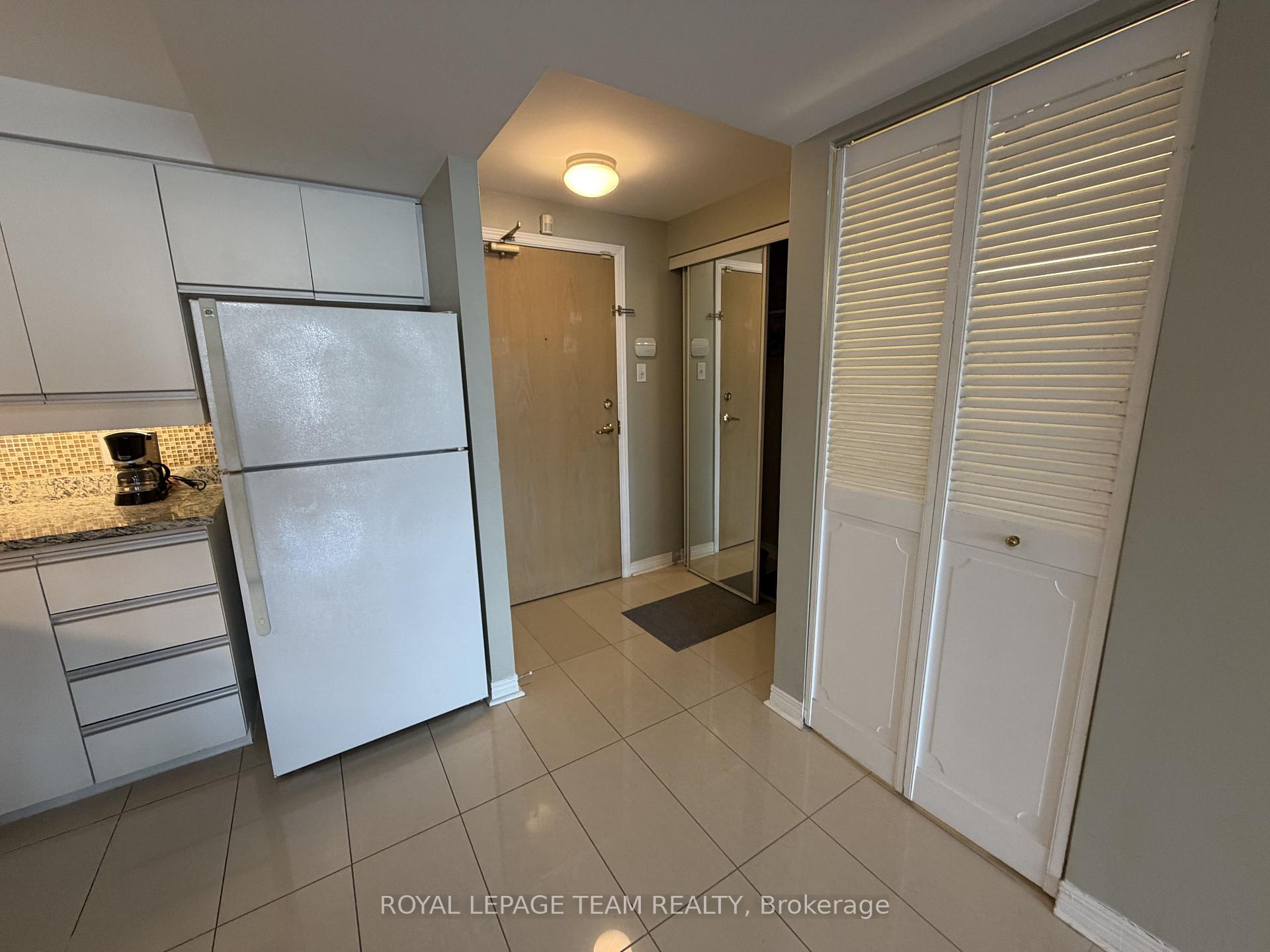 Photo 9 of Unit 102, 550 Cambridge Street S, Ottawa, West Centre Town — HOMEH