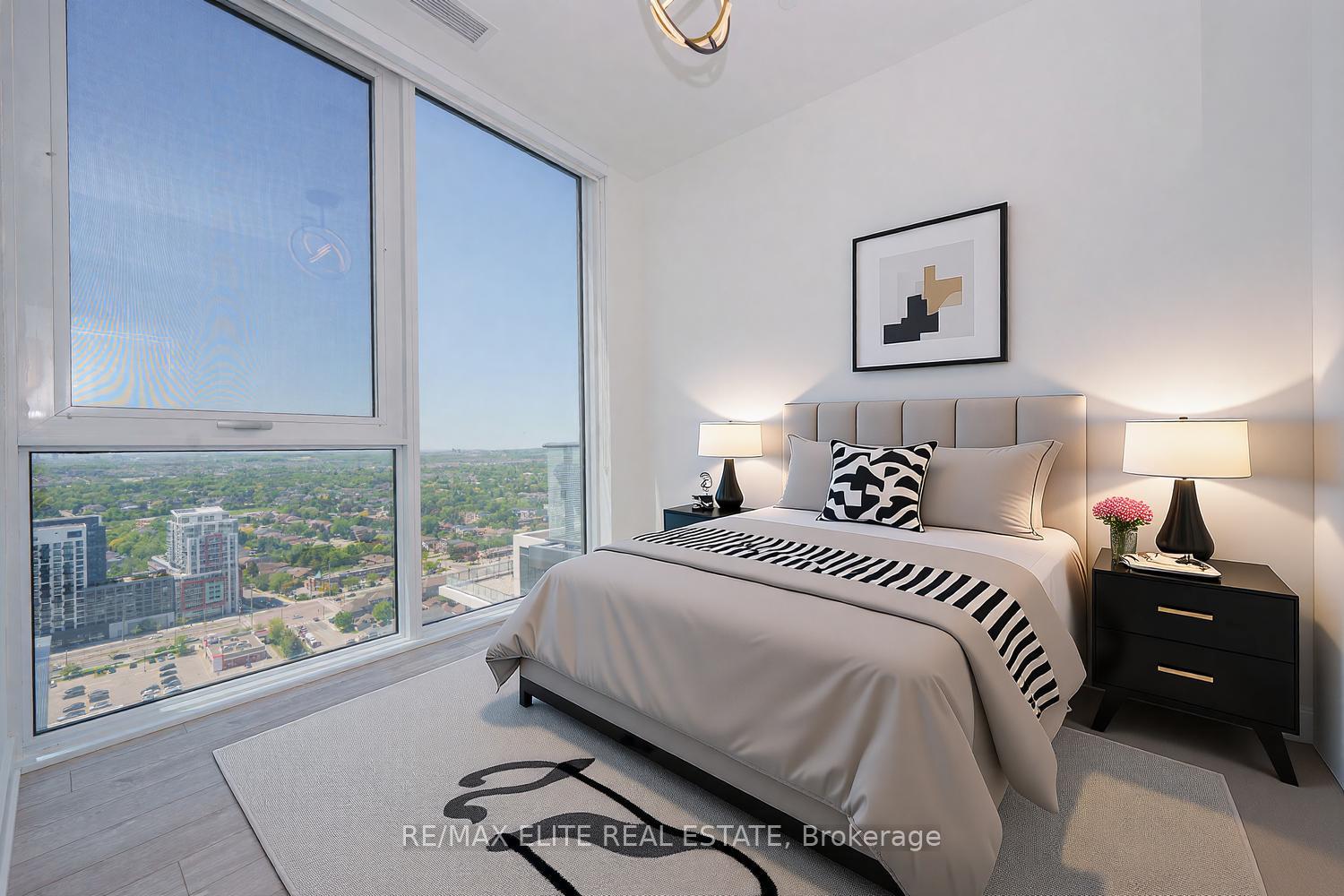 Photo 6 of Unit PH 10, 105 Oneida Crescent, Richmond Hill, Langstaff — HOMEH