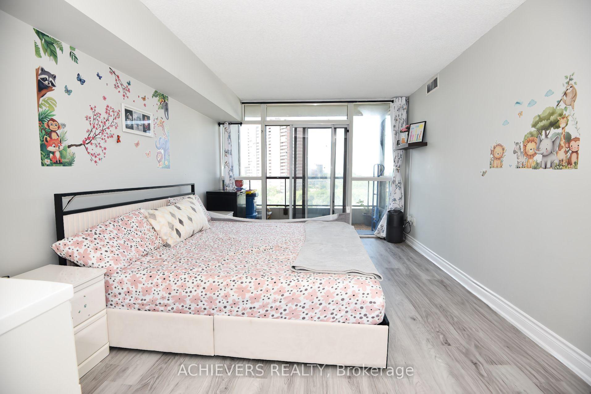 Photo 19 of Unit 914, 1 Rowntree Road, Etobicoke, Mount Olive-Silverstone-Jamestown — HOMEH