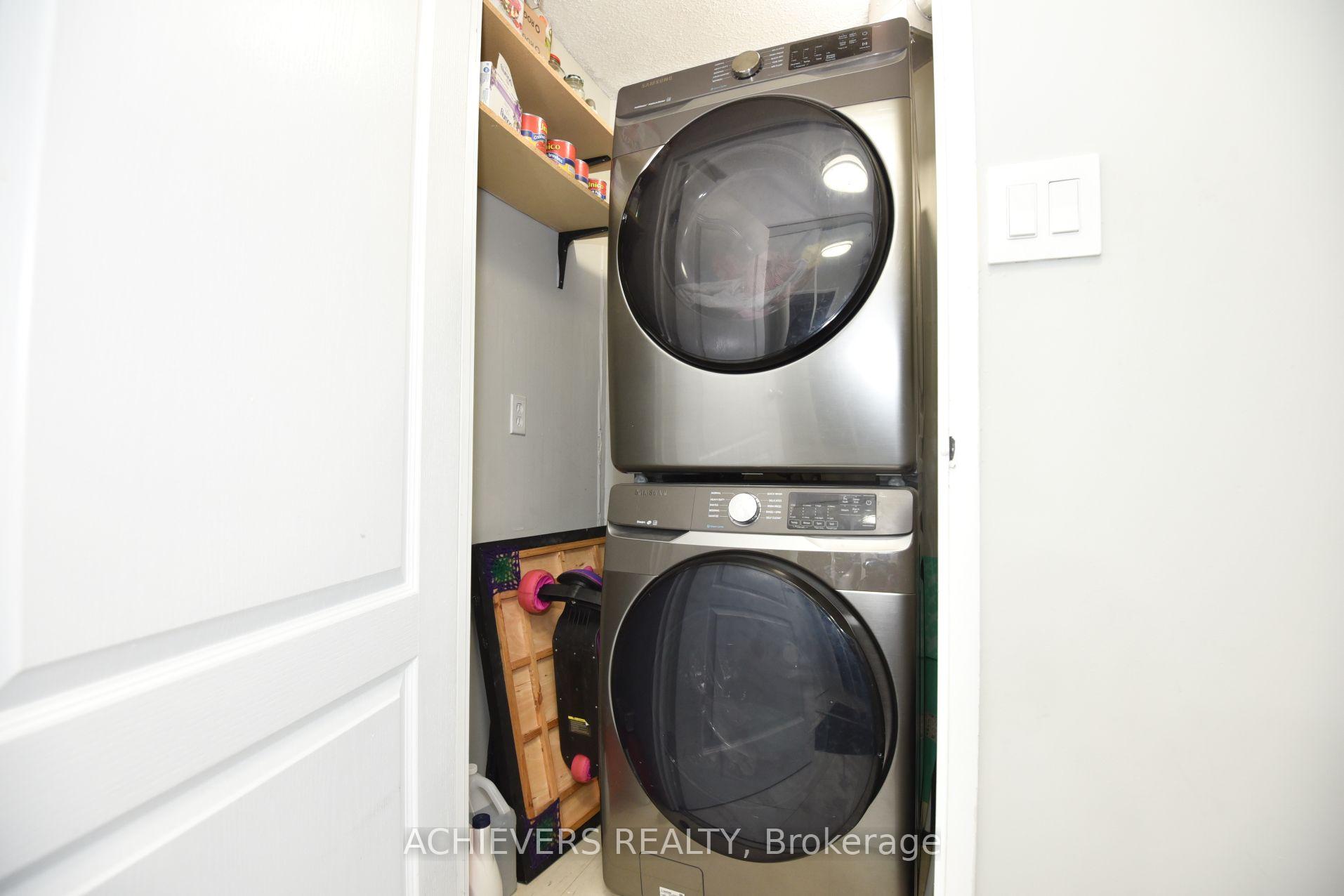 Photo 33 of Unit 914, 1 Rowntree Road, Etobicoke, Mount Olive-Silverstone-Jamestown — HOMEH