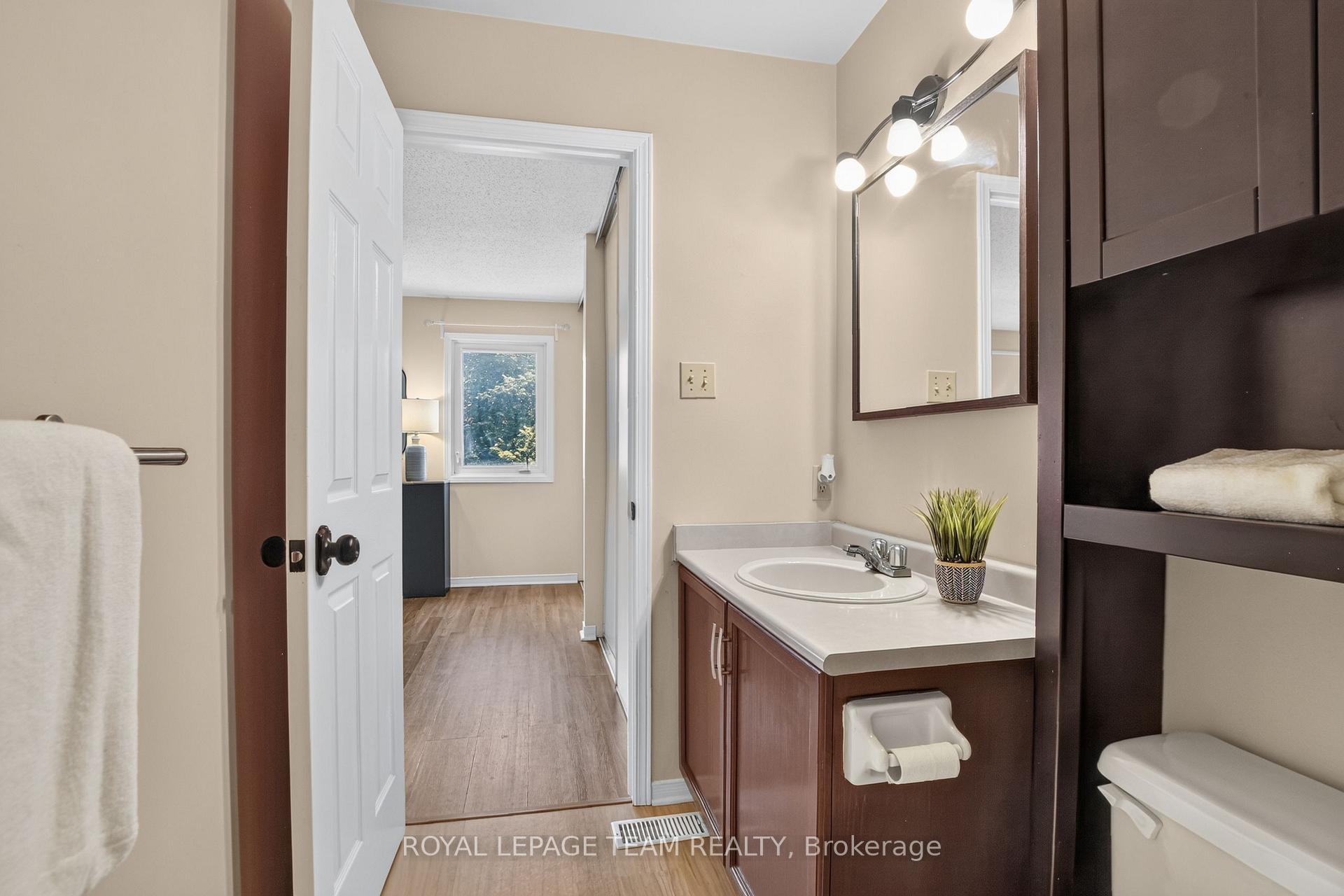 Photo 29 of 65 Woodpark Way, Ottawa, Barrhaven - Longfields — HOMEH