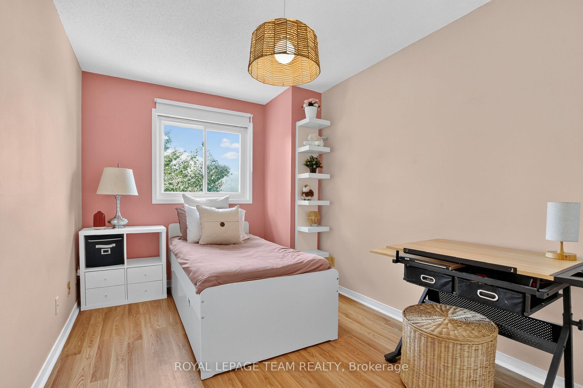 Photo 33 of 65 Woodpark Way, Ottawa, Barrhaven - Longfields — HOMEH