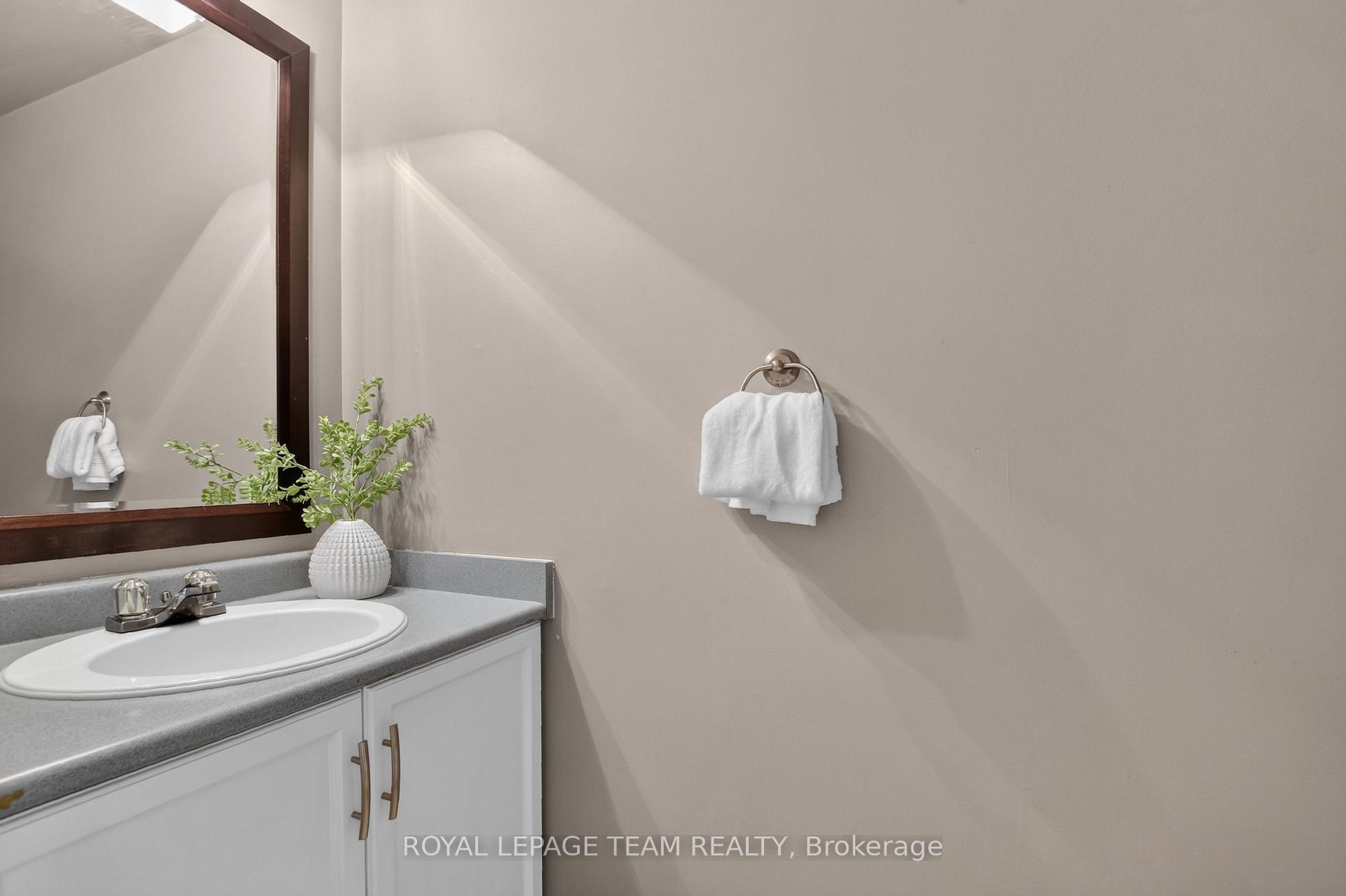 Photo 44 of 65 Woodpark Way, Ottawa, Barrhaven - Longfields — HOMEH