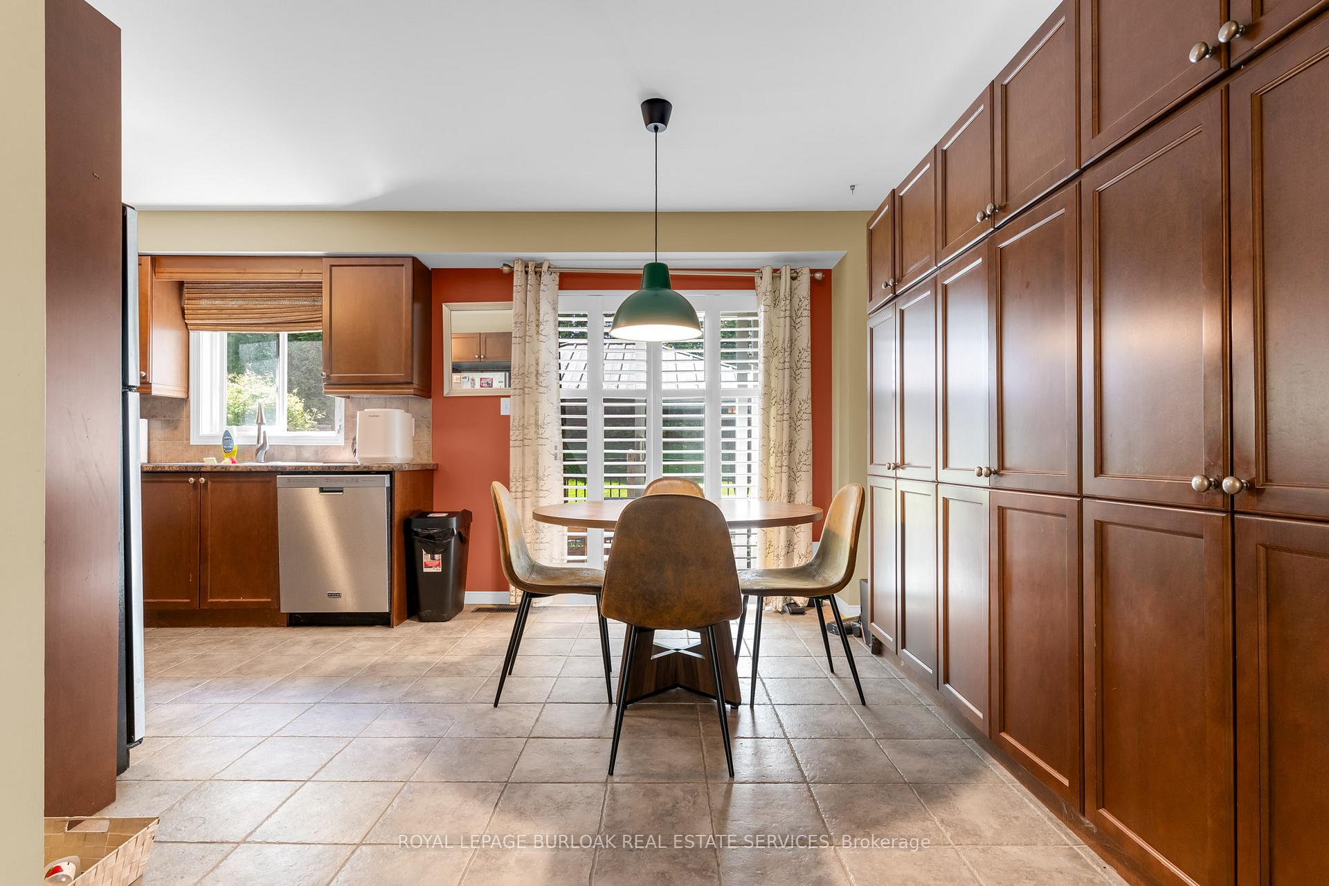 Photo 10 of Unit 16, 7 Southside Place, Hamilton, Mountview — HOMEH