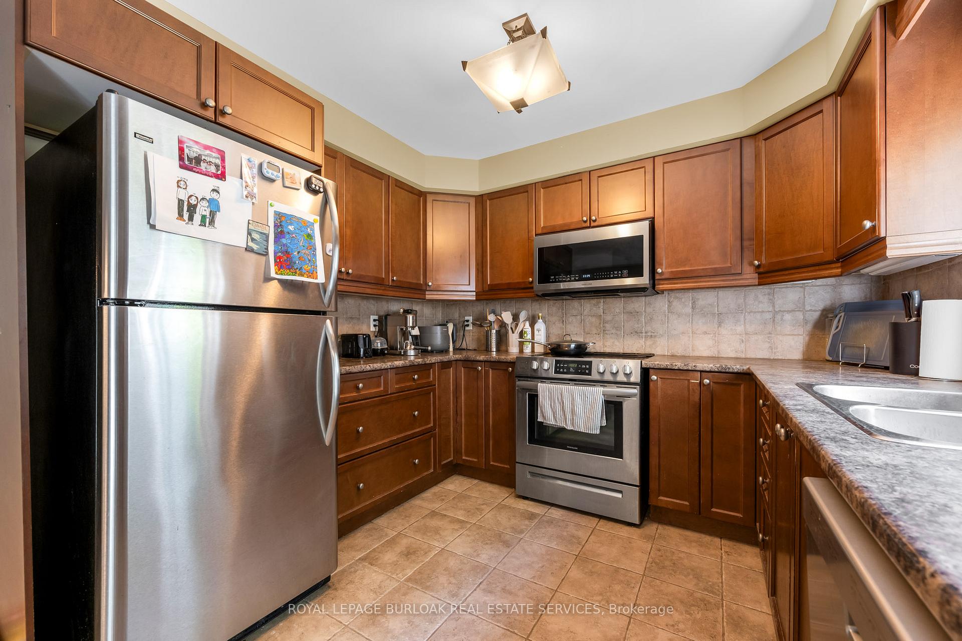 Photo 13 of Unit 16, 7 Southside Place, Hamilton, Mountview — HOMEH