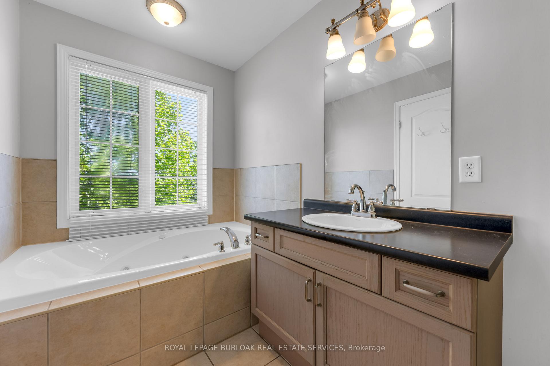 Photo 20 of Unit 16, 7 Southside Place, Hamilton, Mountview — HOMEH