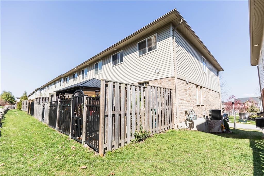 Photo 34 of Unit 16, 7 Southside Place, Hamilton, Mountview — HOMEH
