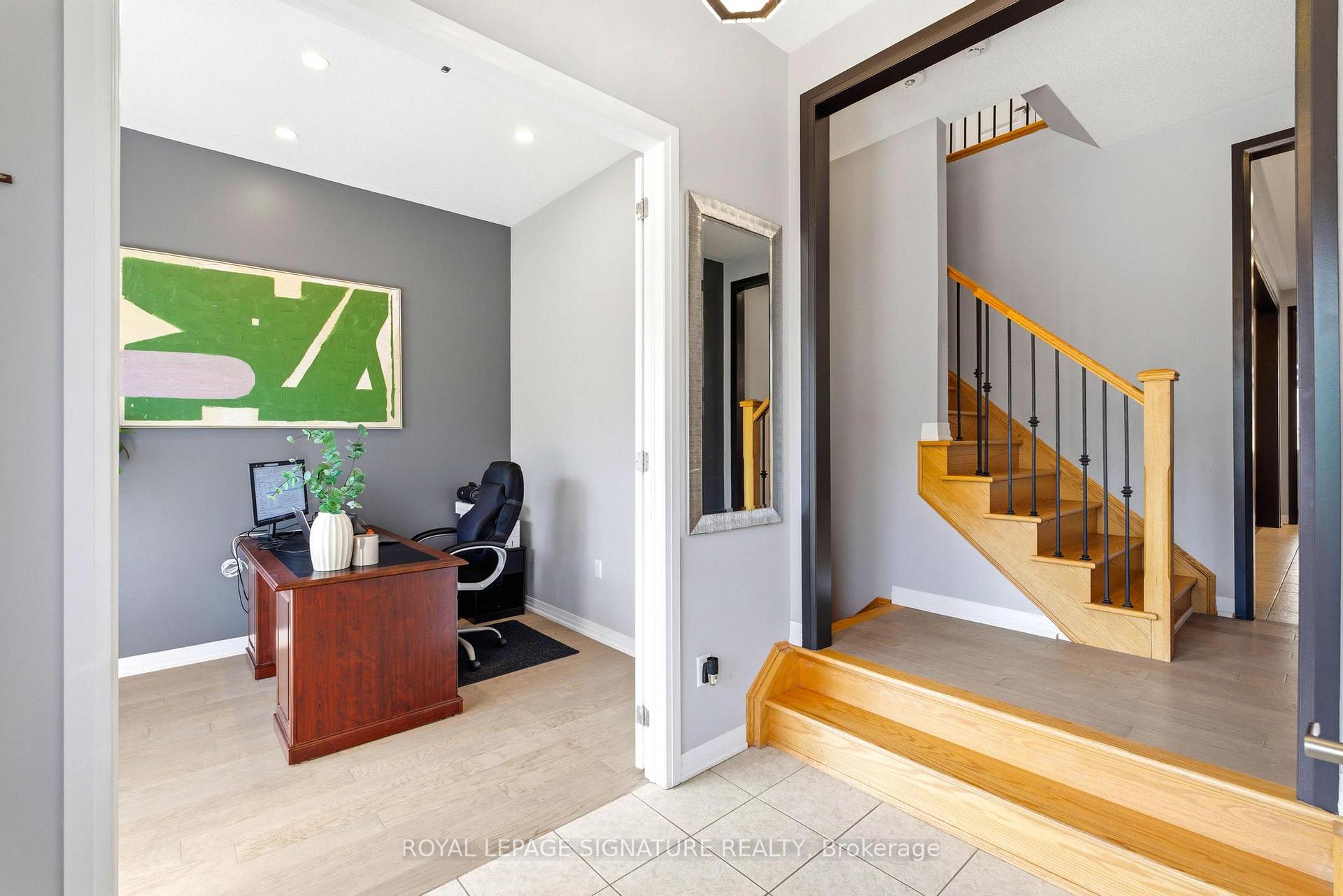 Photo 13 of 14 Paisley Way, Orangeville — HOMEH