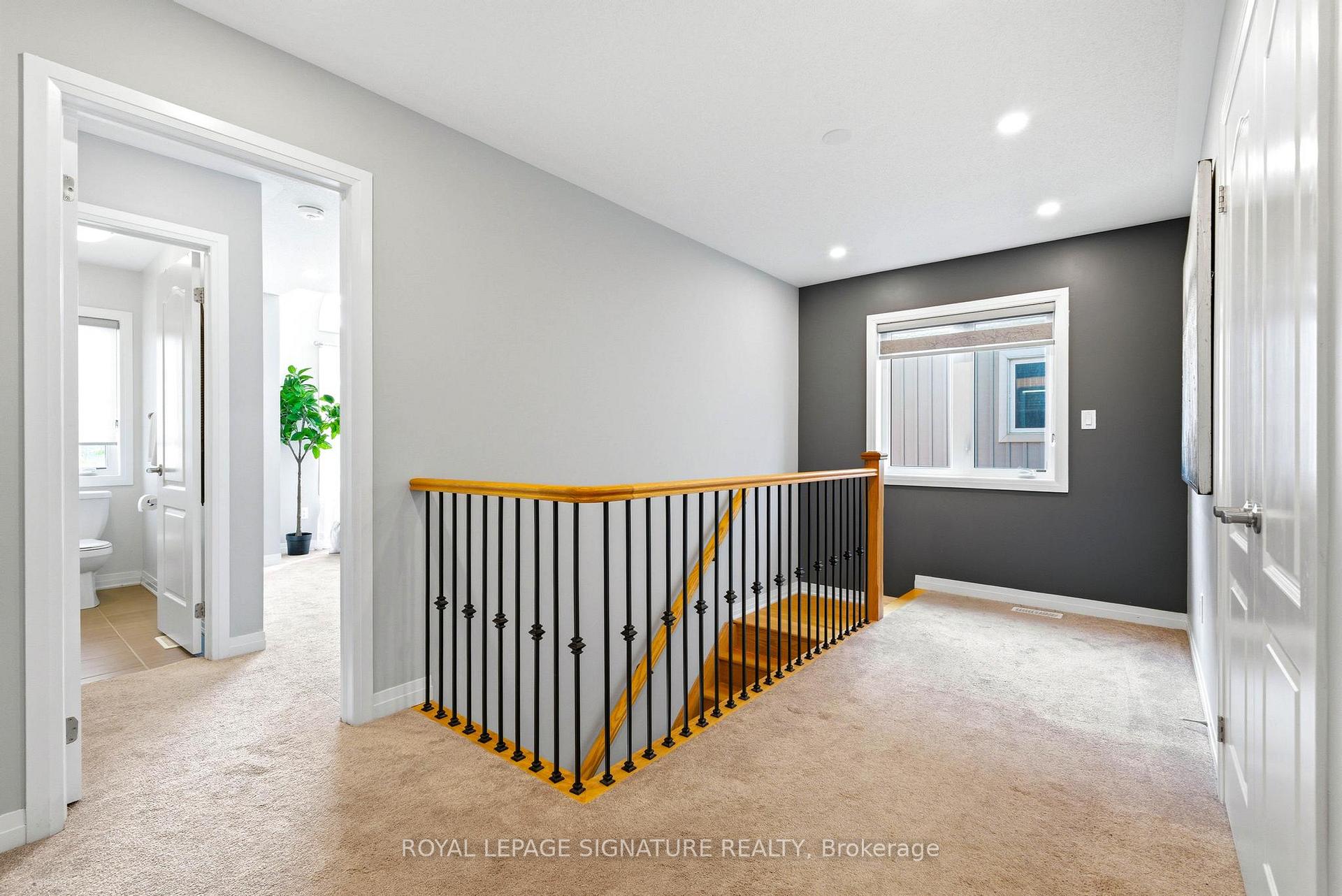 Photo 15 of 14 Paisley Way, Orangeville — HOMEH