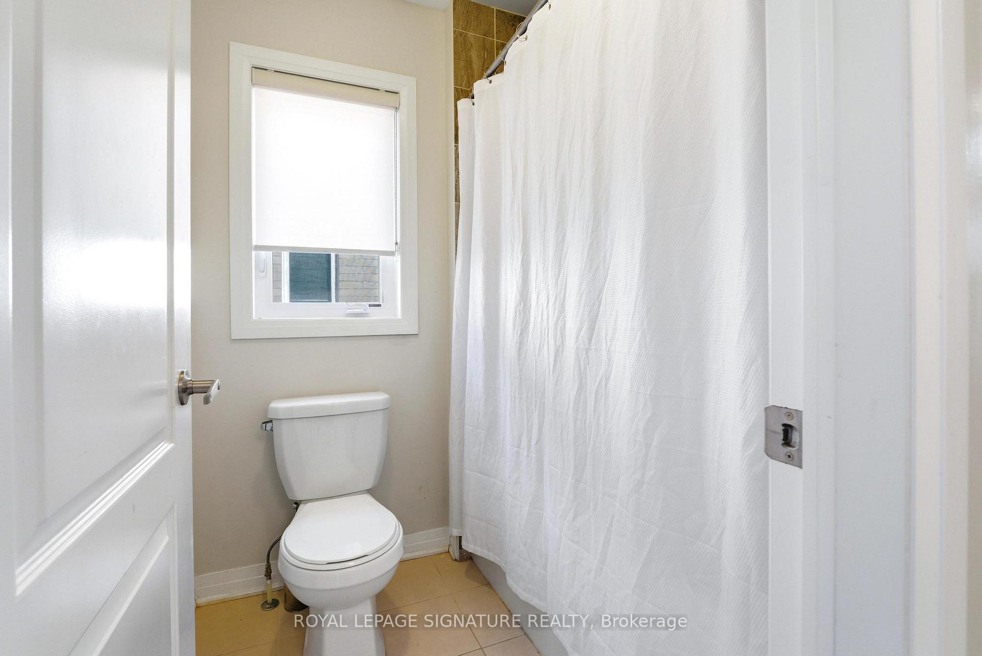 Photo 25 of 14 Paisley Way, Orangeville — HOMEH
