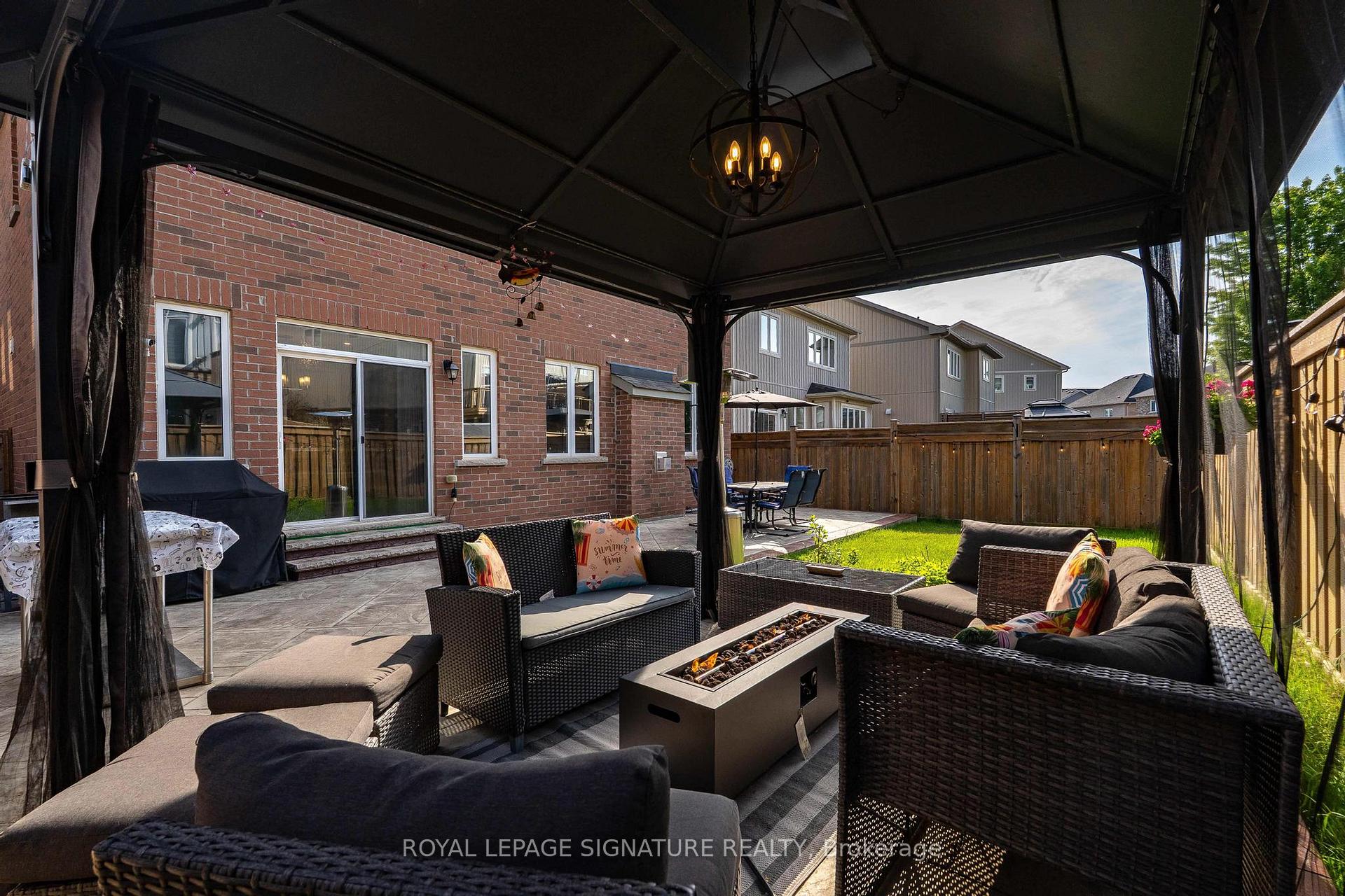 Photo 47 of 14 Paisley Way, Orangeville — HOMEH