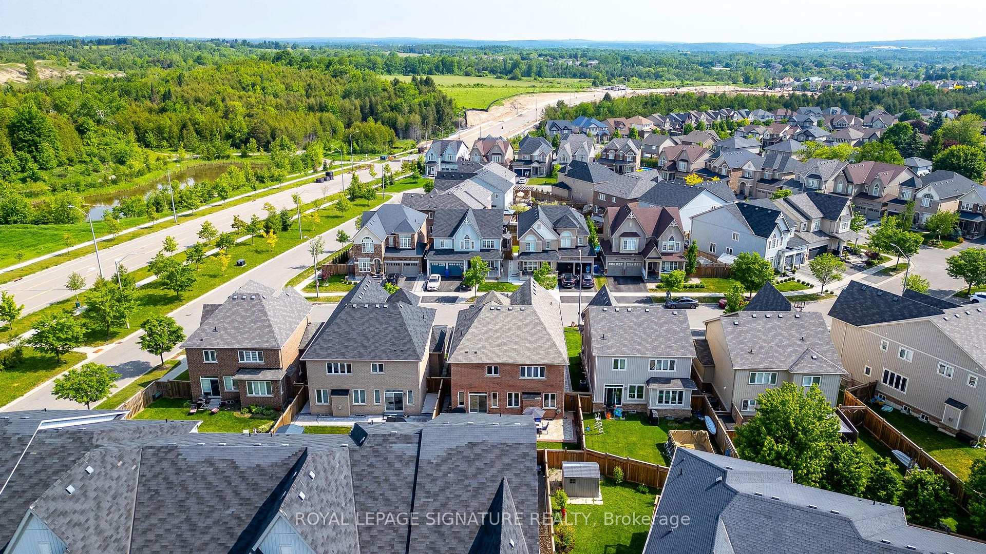 Photo 52 of 14 Paisley Way, Orangeville — HOMEH