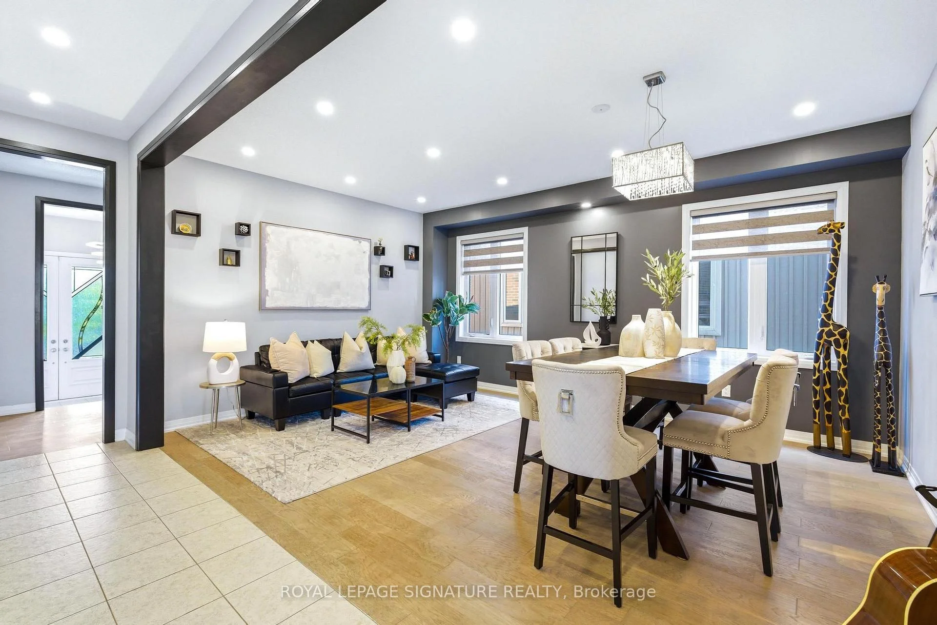 Photo 3 of 14 Paisley Way, Orangeville — HOMEH