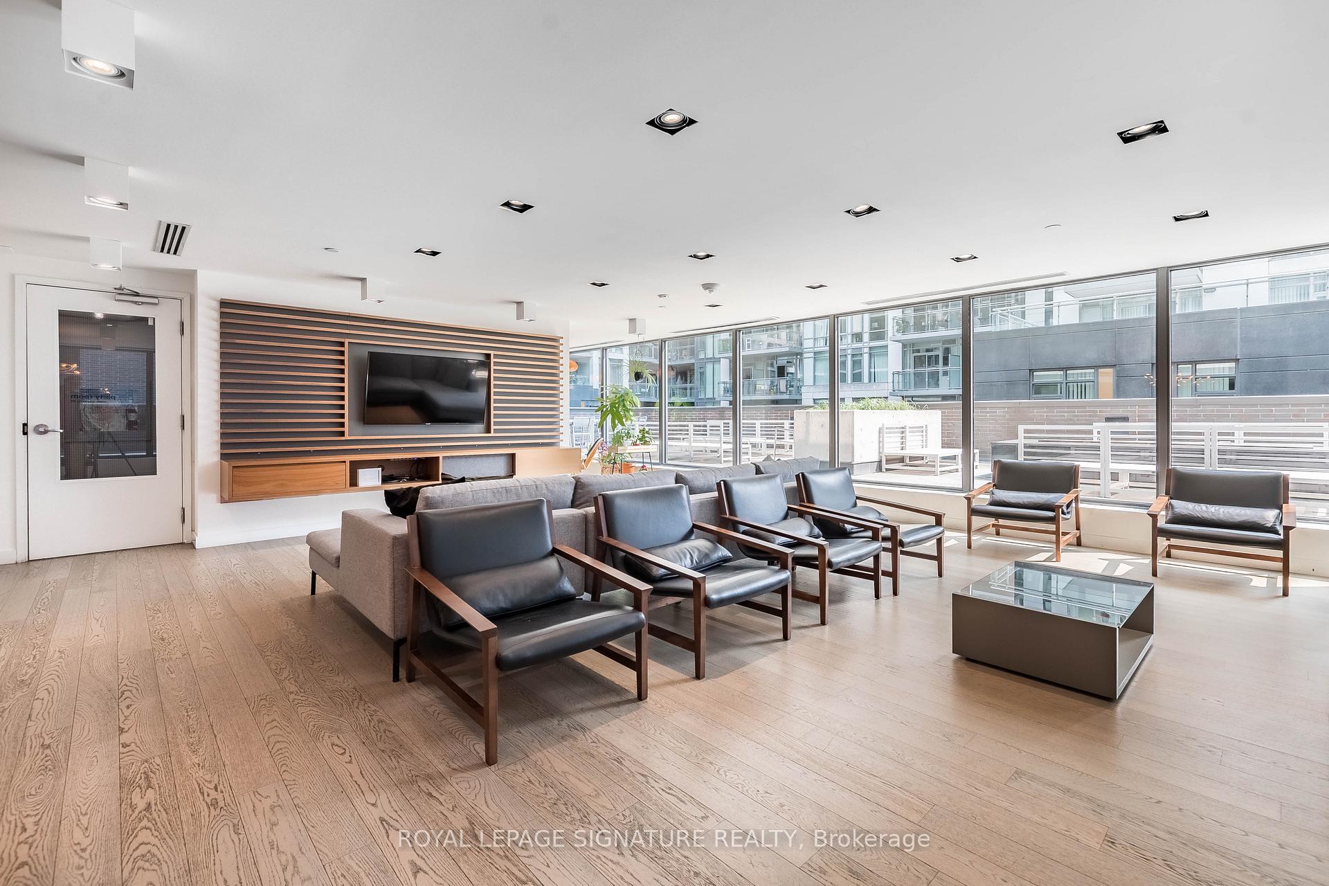 Photo 17 of Unit 318, 111 Bathurst Street, Toronto, Waterfront Communities — HOMEH