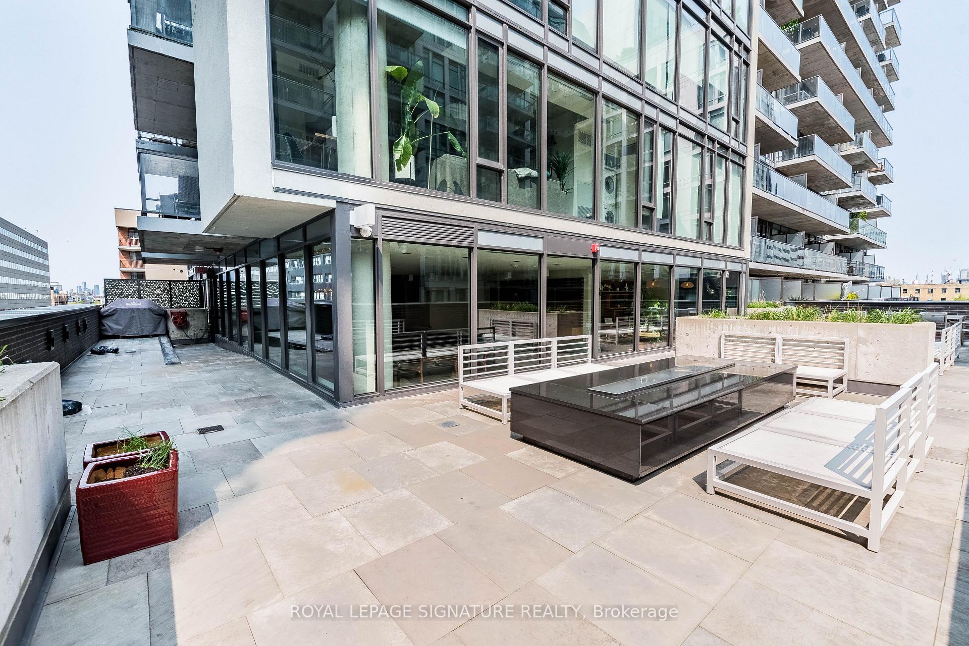 Photo 18 of Unit 318, 111 Bathurst Street, Toronto, Waterfront Communities — HOMEH