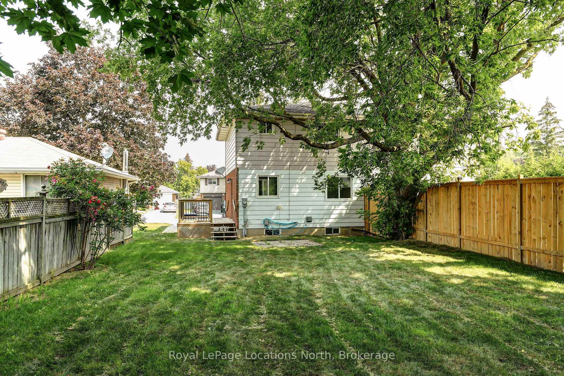 Photo 4 of 71 Gibbard Crescent, Collingwood — HOMEH